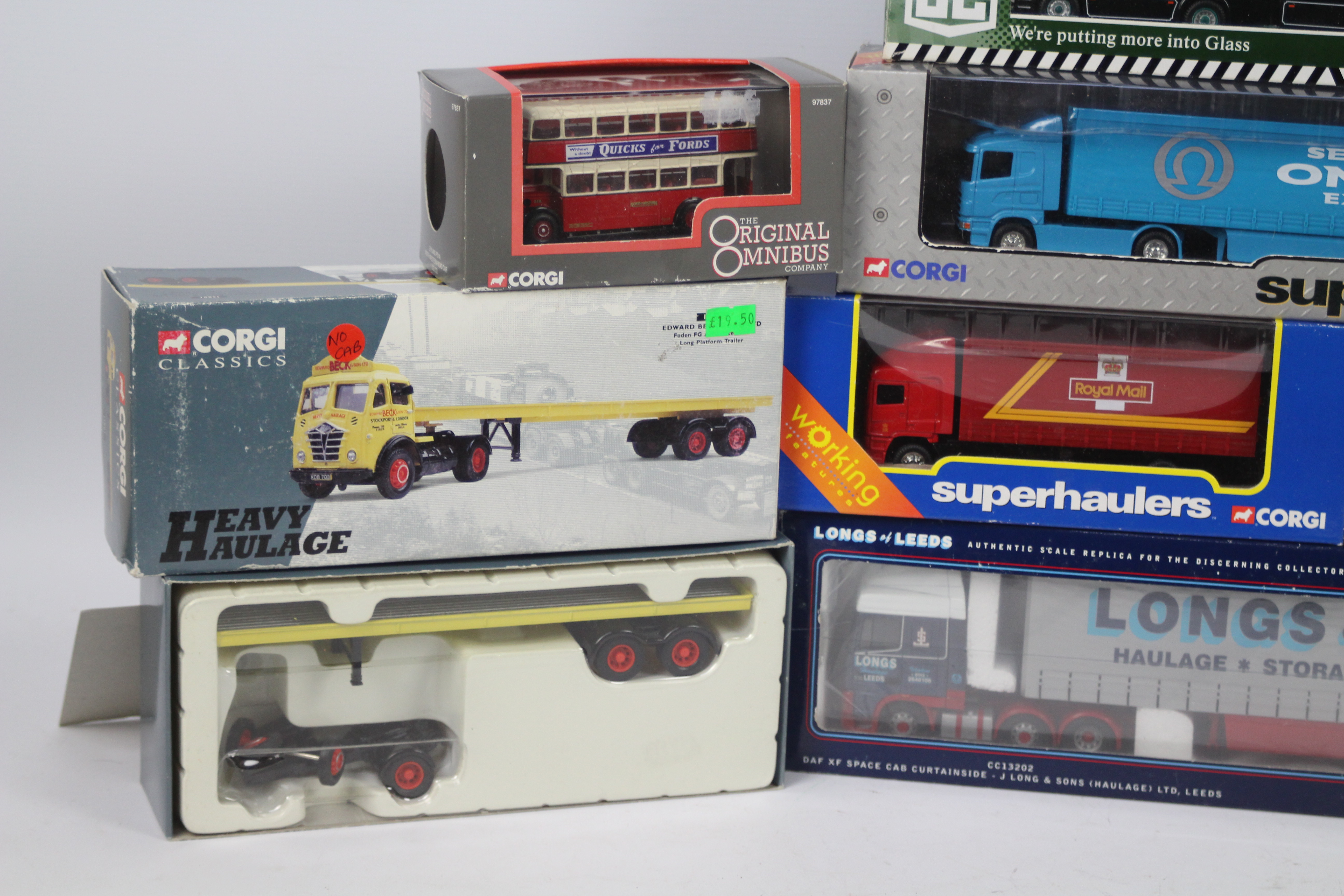 Corgi - Lledo - Richmond Toys - 8 x box vehicles including DAF XF Space Cab Curtainside # CC13202, - Image 4 of 4