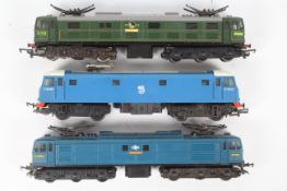 Triang - Three unboxed OO gauge electric locomotives by Triang. Lot consist R753 Type AL1 Op.No.