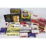 Corgi - Gilbow - Maisto - Oxford - A group of 22 x boxed vehicles and sets of vehicles including