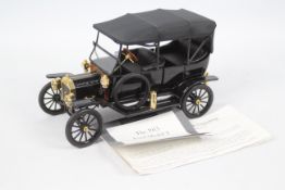 Franklin Mint - A 1:16 scale 1913 Ford Model T.
