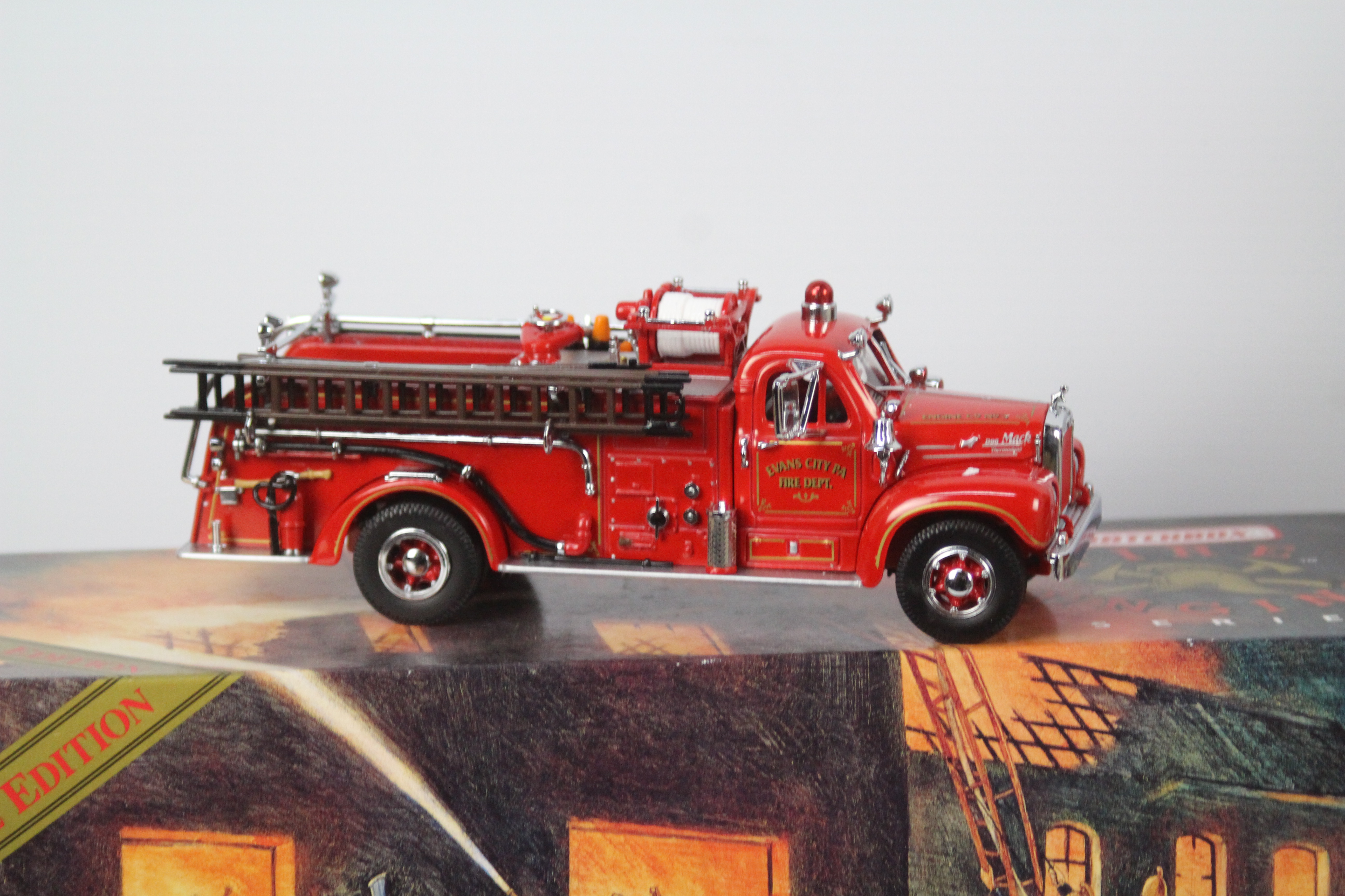 Matchbox - Fire Engine Series - 19 x boxed models including 1936 Leyland Cub FK-7 # YSFE02, - Image 2 of 3