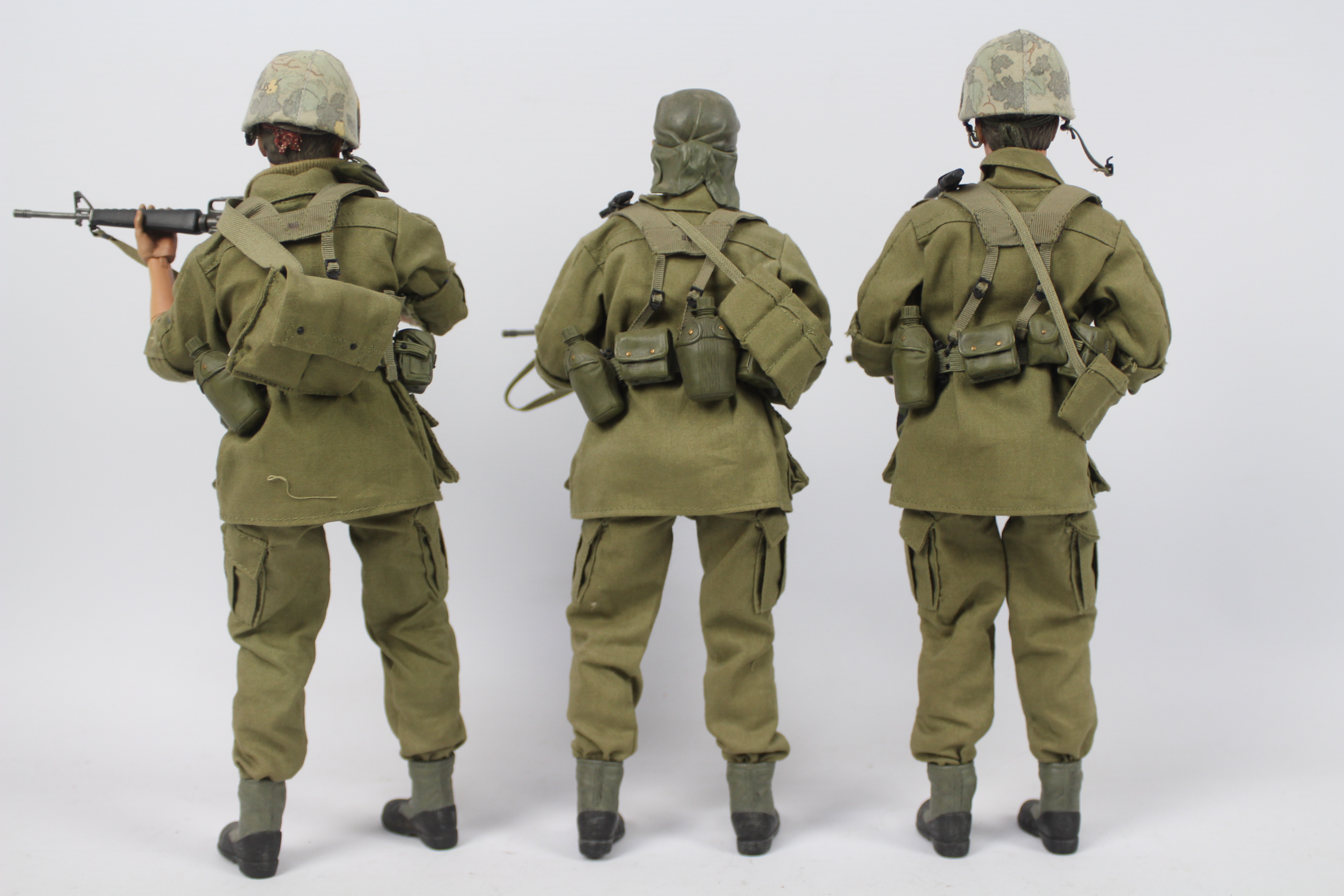 Sideshow Collectibles - Three unboxed 1:6 scale action figures from Sideshows 'Platoon' series, - Image 8 of 8