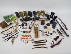 Dragon - Palitoy - Others - A loose collection of weapons,