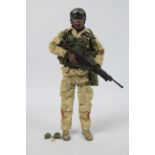 Dragon Models - An unboxed 1:6 scale Dragon Models Modern Elite Series action figure depicting US