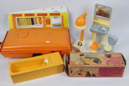 Sindy - Vintage Sindy caravan with orange top and base, battery operated hairdryer,