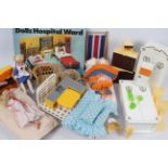 Sindy - A selection of loose Vintage, Pedigree Sindy Accessories: Hospital Ward, Beds, Drawers,