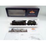 Bachmann - an OO gauge DCC Ready model Jubilee class 4-6-0 locomotive and tender, running no 45562,