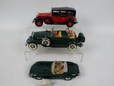 Franklin Mint - 3 x unboxed cars in 1:24 scale, Jaguar E Type,