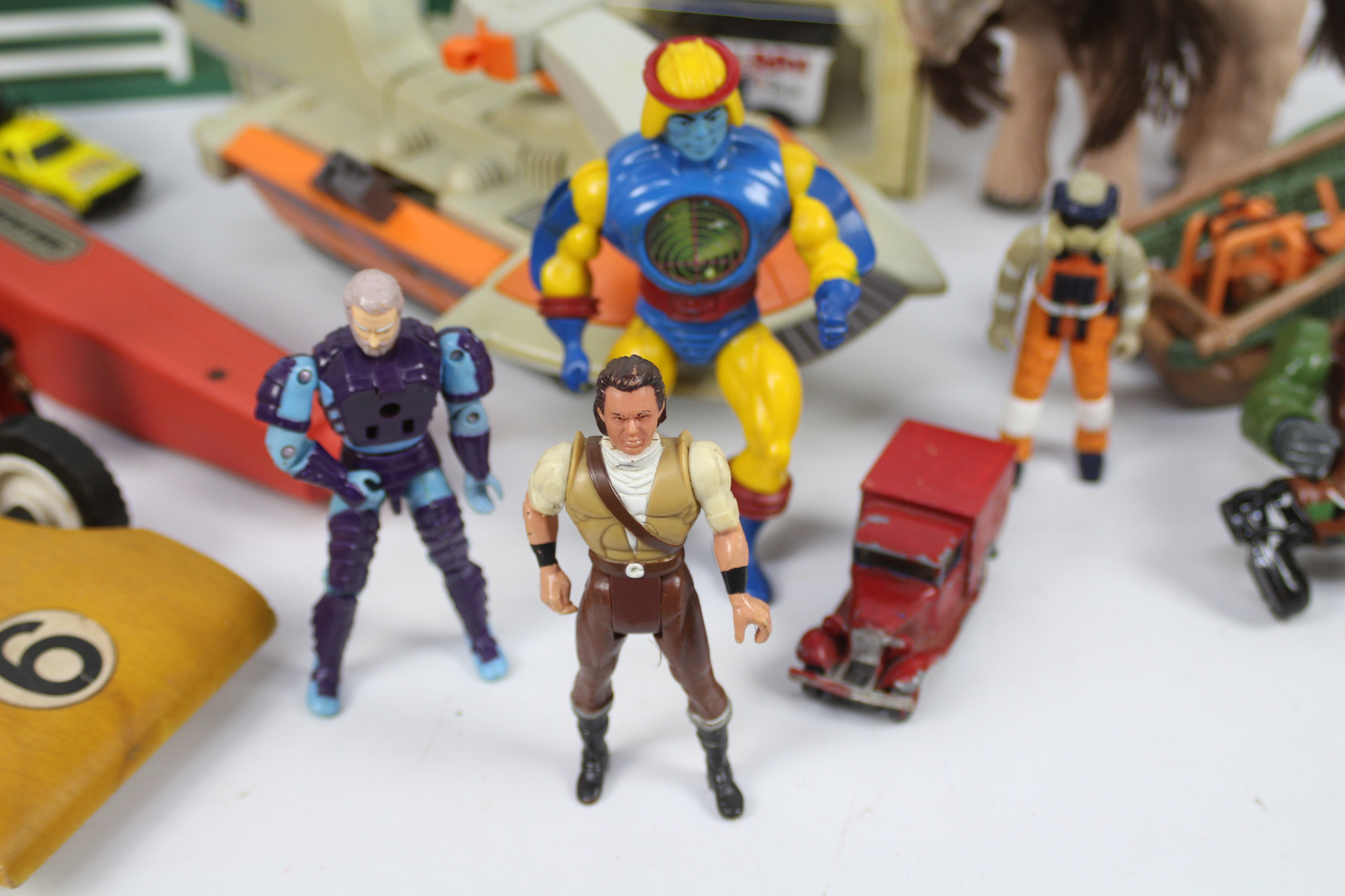 Marx - Mattel - LJN - Others - A collection of vintage toys and action figures. - Image 5 of 10