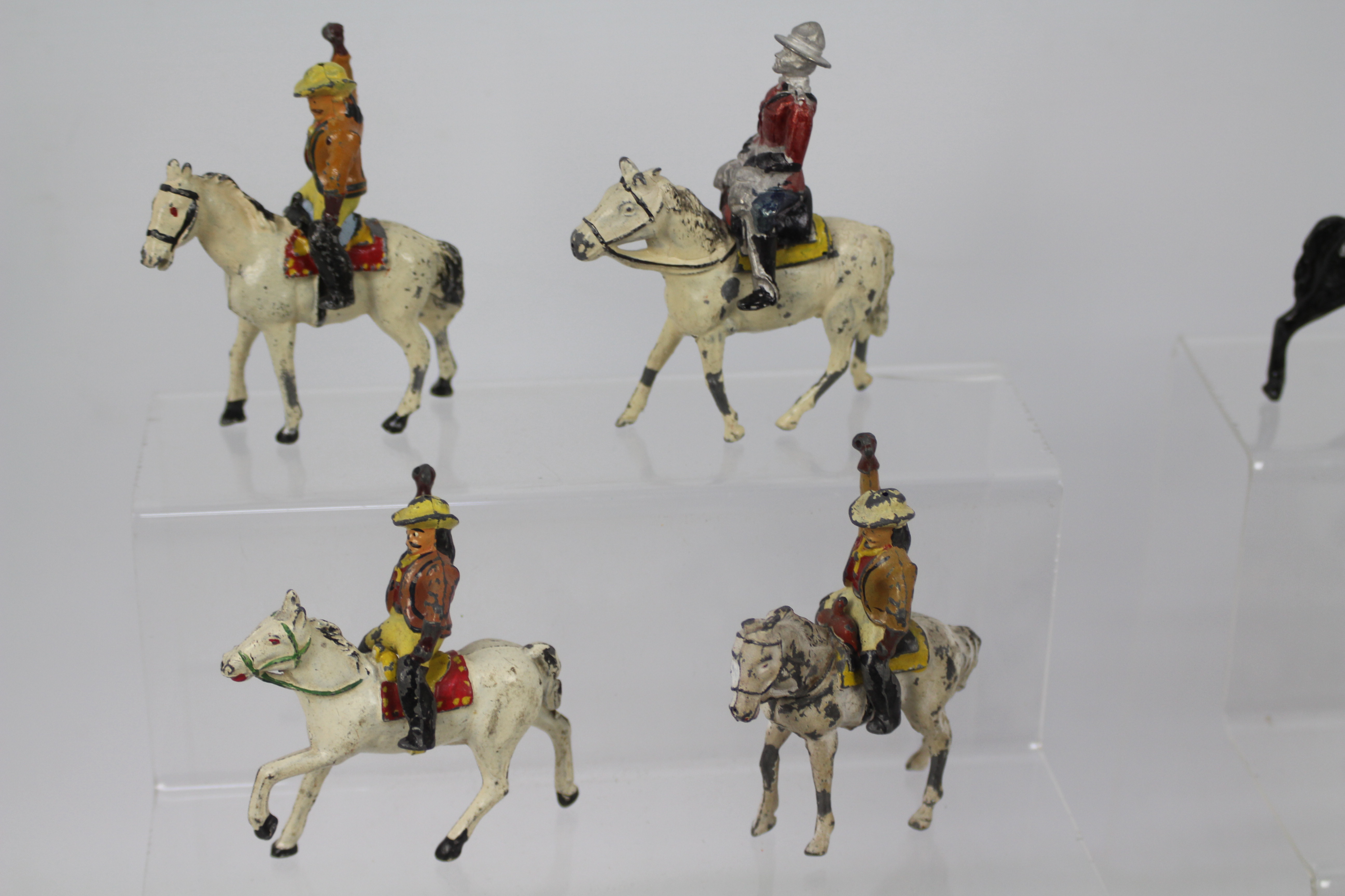 Britains - Others - 29 Western themed metal figures majority of which are horses only, - Image 7 of 8