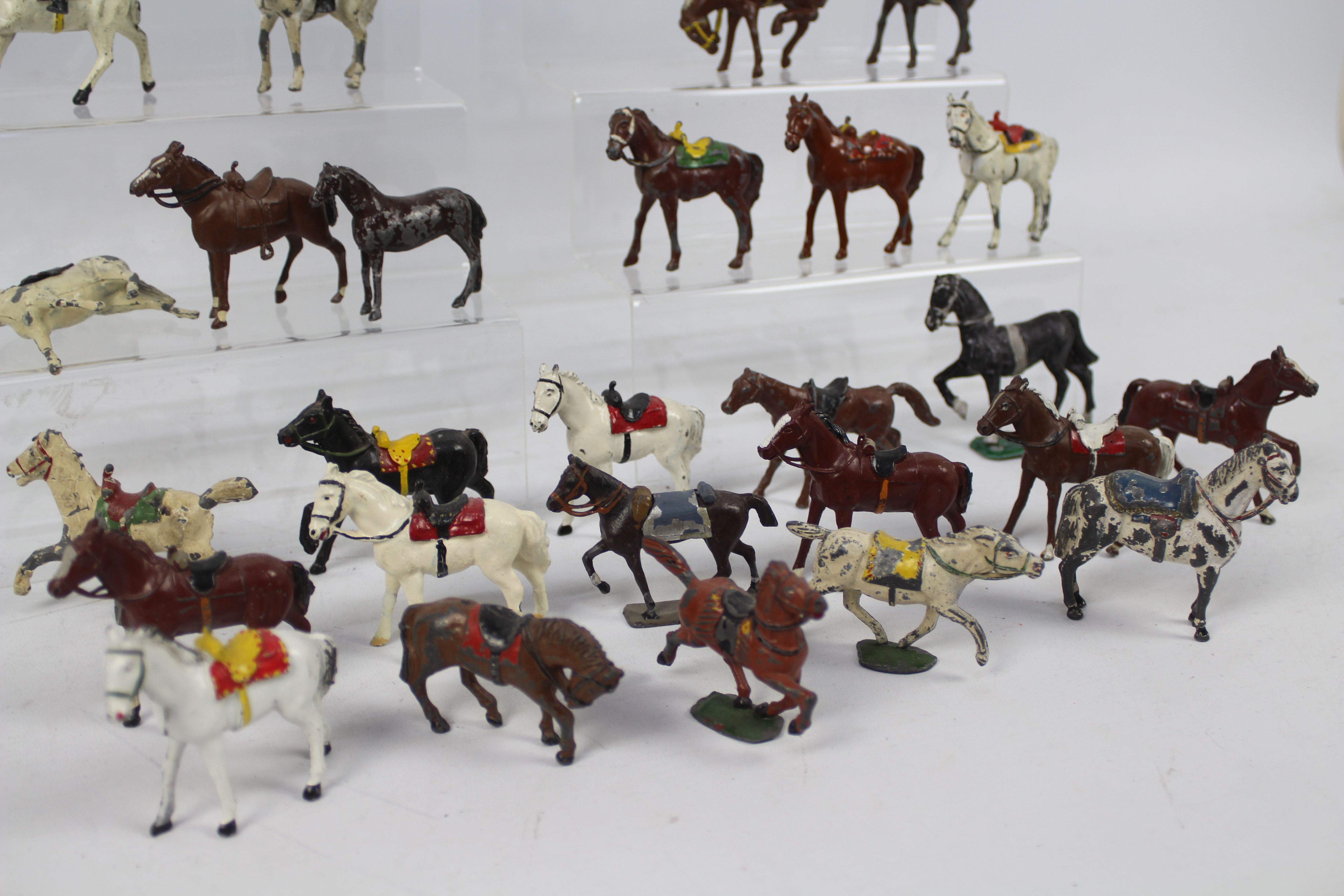 Britains - Others - 29 Western themed metal figures majority of which are horses only, - Image 8 of 8