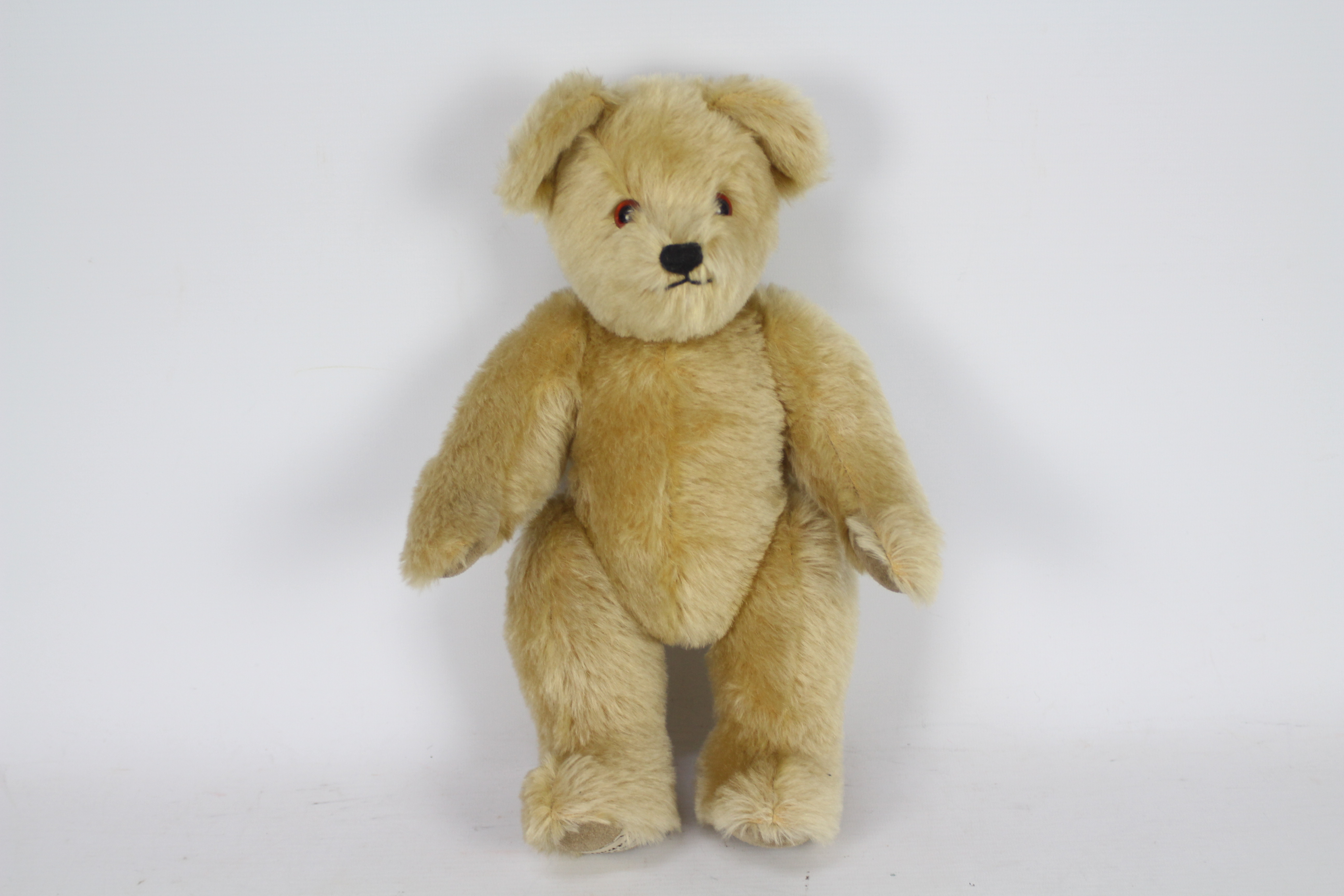 Big Softies - A hand made traditional teddy called Edward made by Big Softies in Yorkshire. - Image 4 of 6