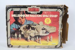 Star Wars - Kenner - Millennium Falcon.