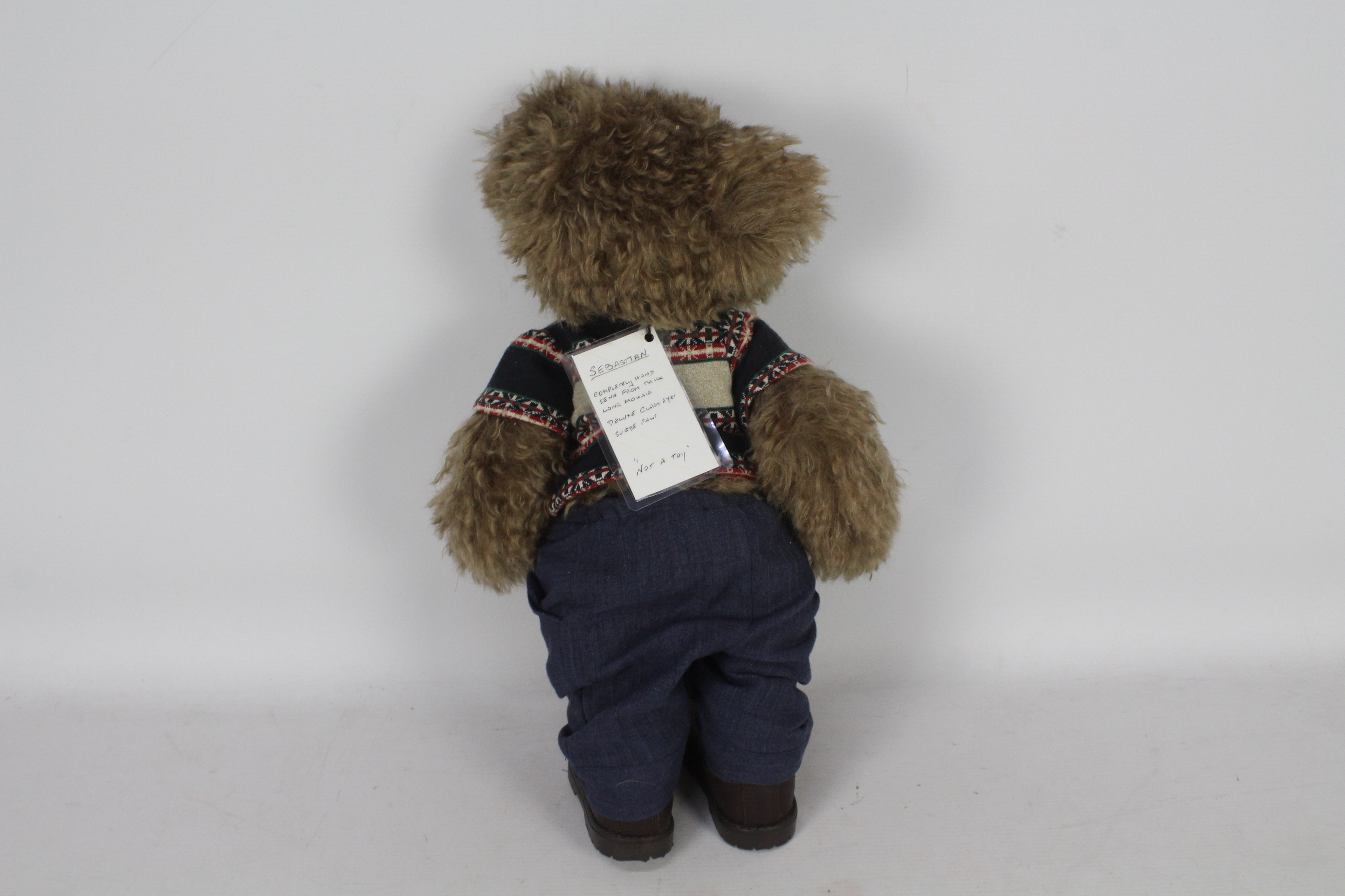 Bears by Pat Morris - A brown-coloured mohair teddy bear named 'Sebastian'. - Image 3 of 14