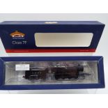 Bachmann - an OO gauge model 21 DCC fitted 2-8-0 class 7F locomotive and tender running no 89 S &