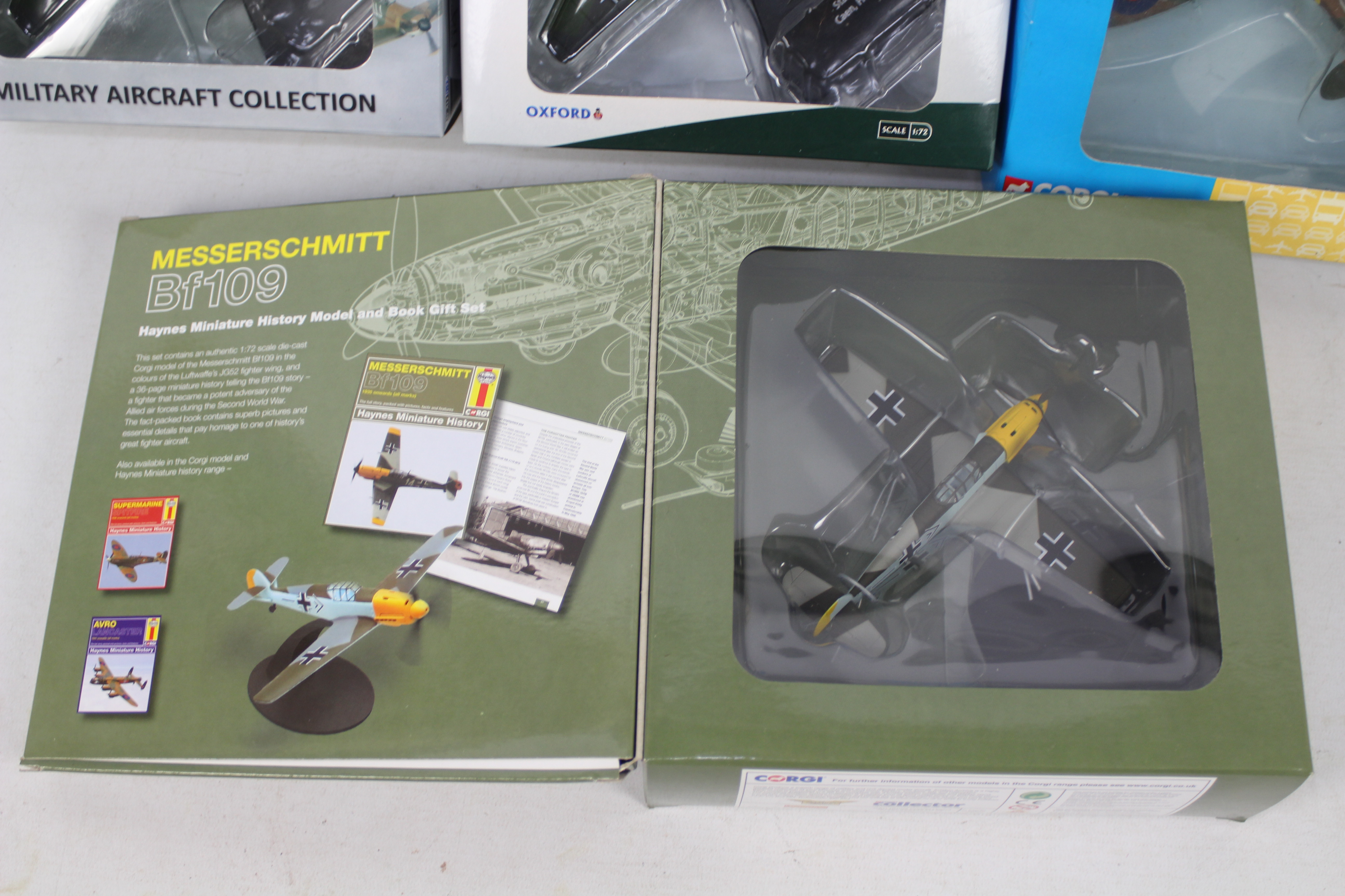 Corgi - Oxford Aviation - Four boxed 1:72 scale diecast model aircraft. - Image 3 of 4