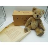 Edward - a collector's Teddy Bear 'Edward', mohair plush,