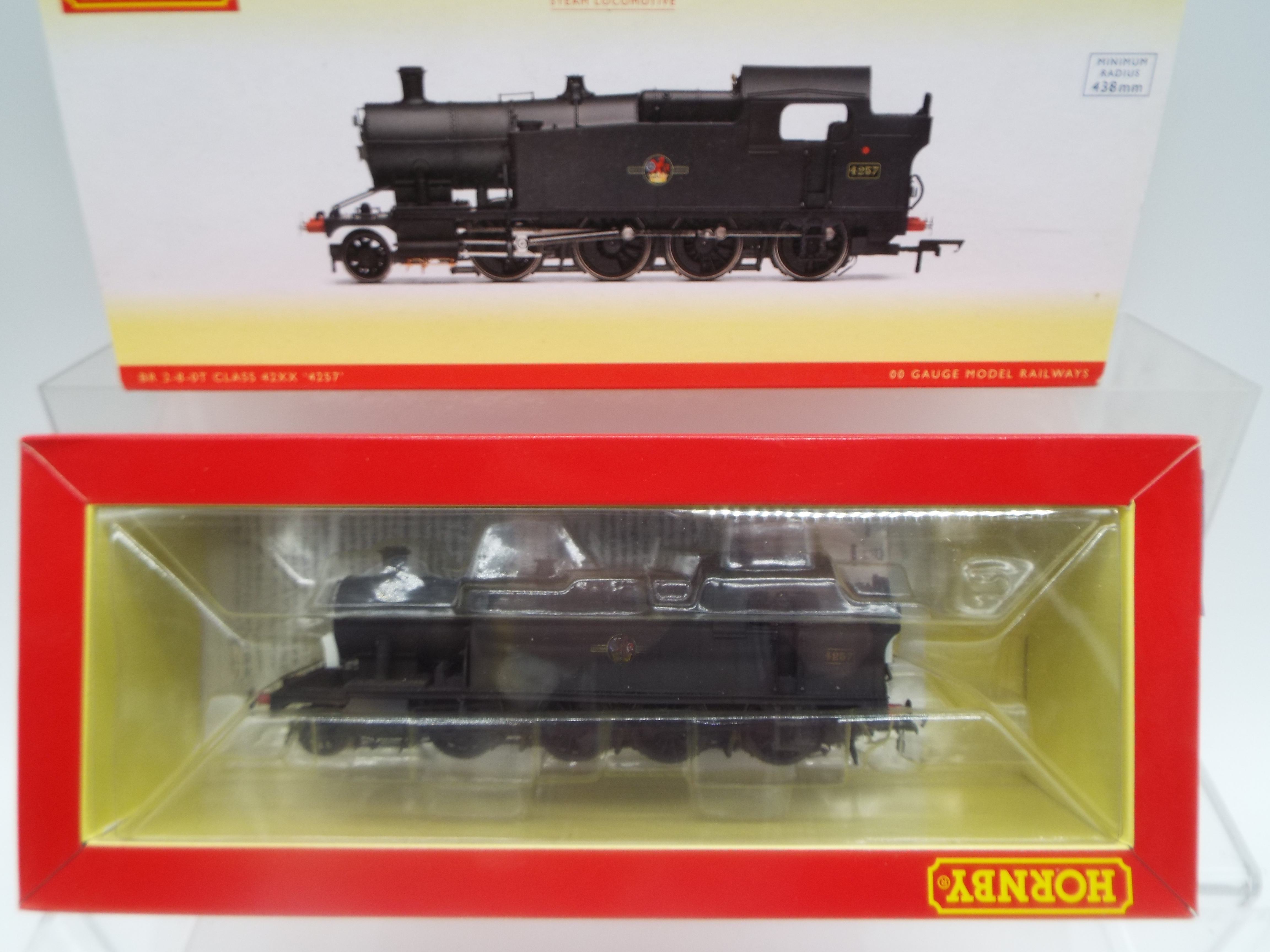 Hornby - an OO gauge DCC fitted model 2-8-0T tank locomotive running no 4257, class 42XX,