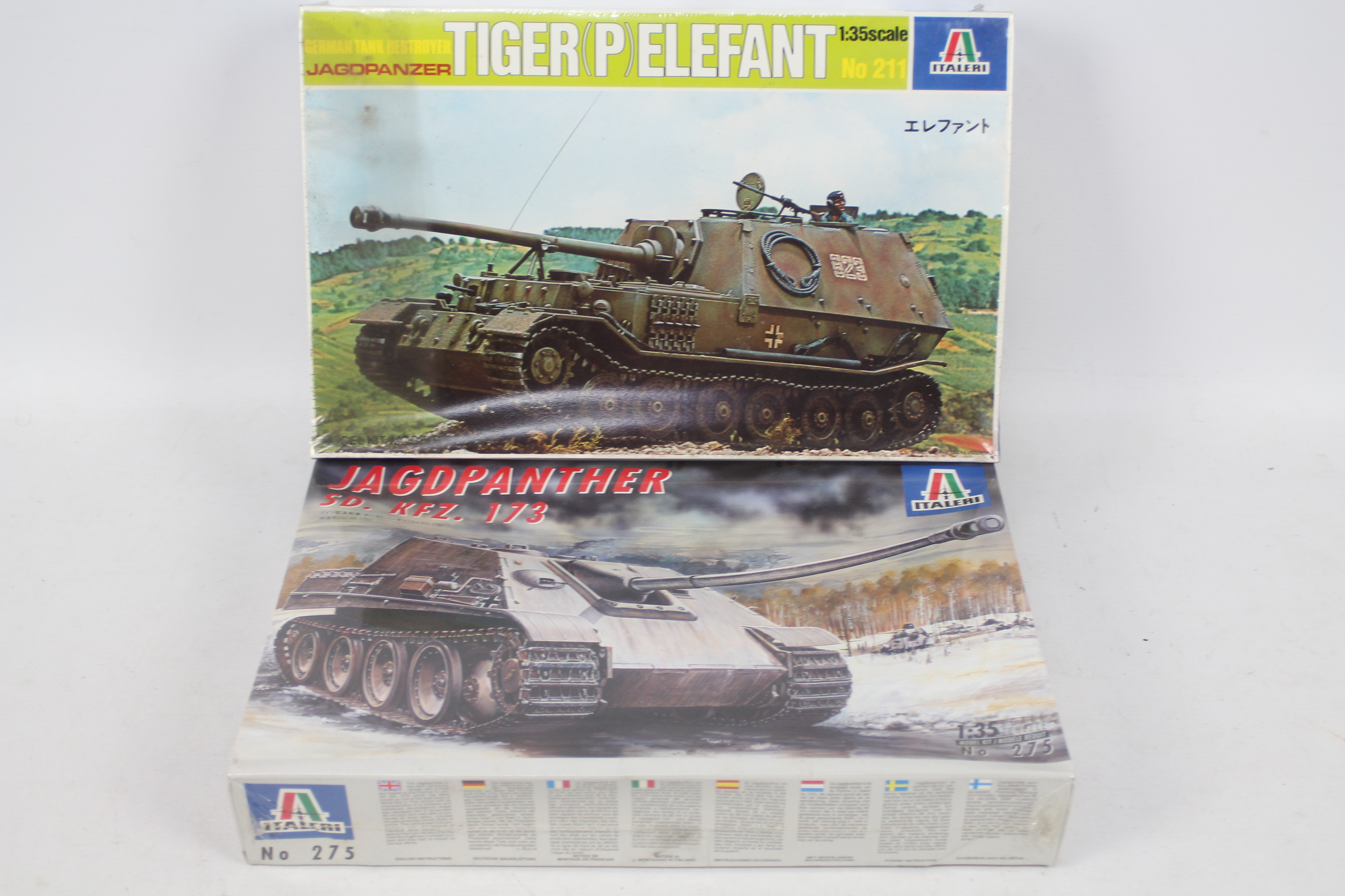 Italeri - Two boxed 1:35 scale plastic model tank kits. Lot consists of Italeri #275 Jagdpanther Sd.