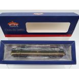 Bachmann - an OO gauge model diesel electric locomotive, 21 DCC fitted, class 55 Deltic,
