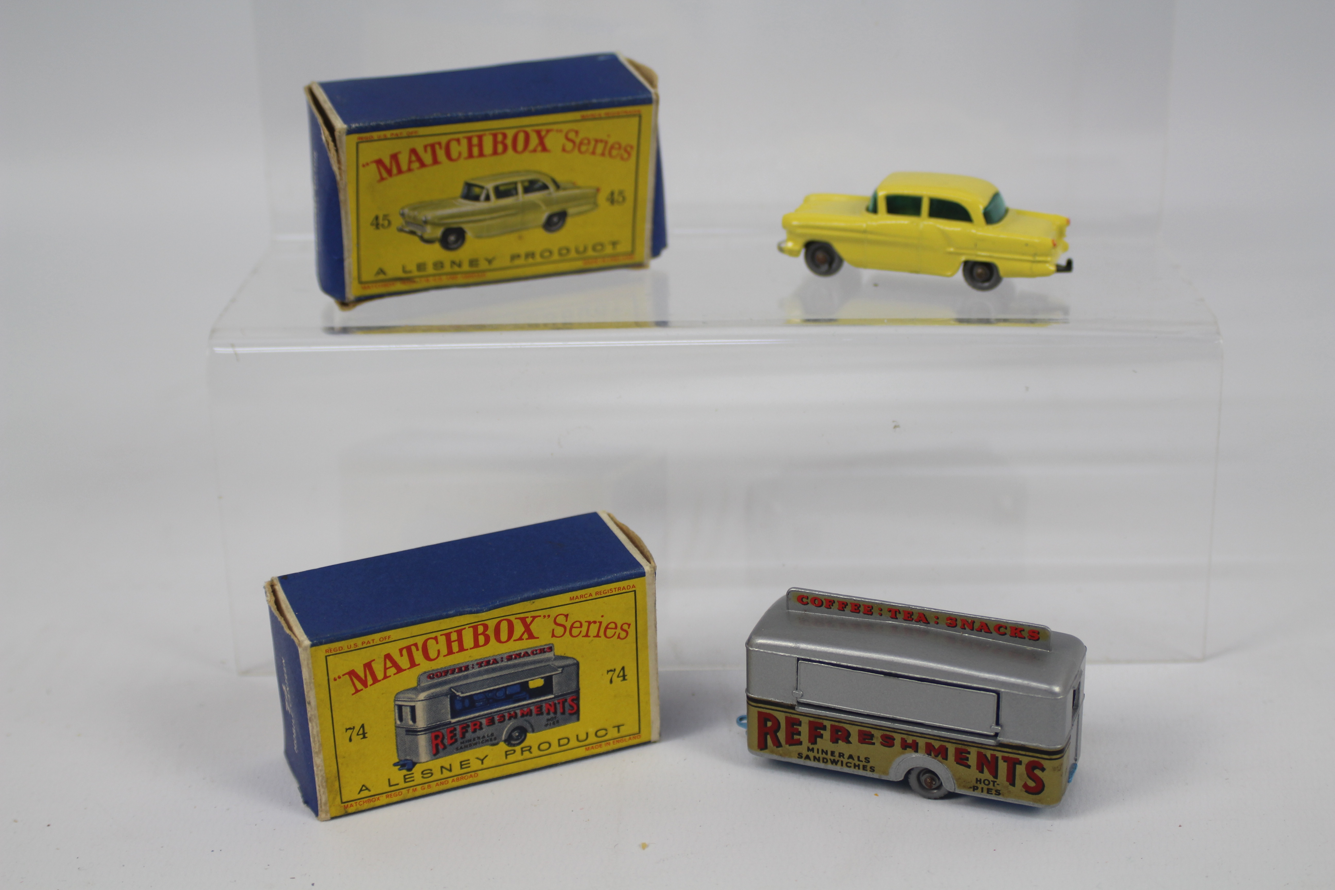 Matchbox - 4 x boxed vehicles, Austin Taxi with grey plastic wheels # 17, - Image 3 of 5