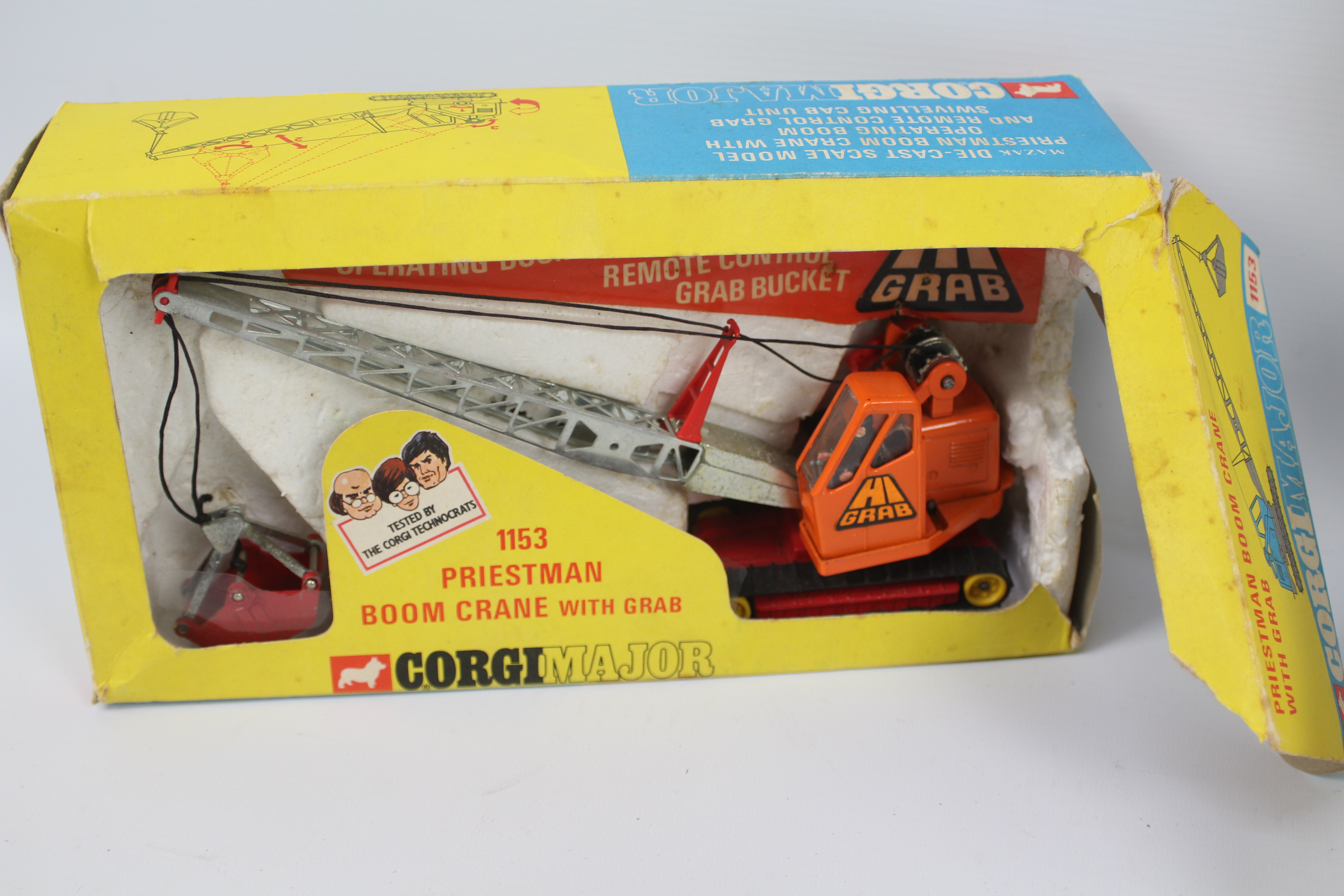 Dinky Toys - Corgi - A collection of boxed vintage diecast, - Image 2 of 6