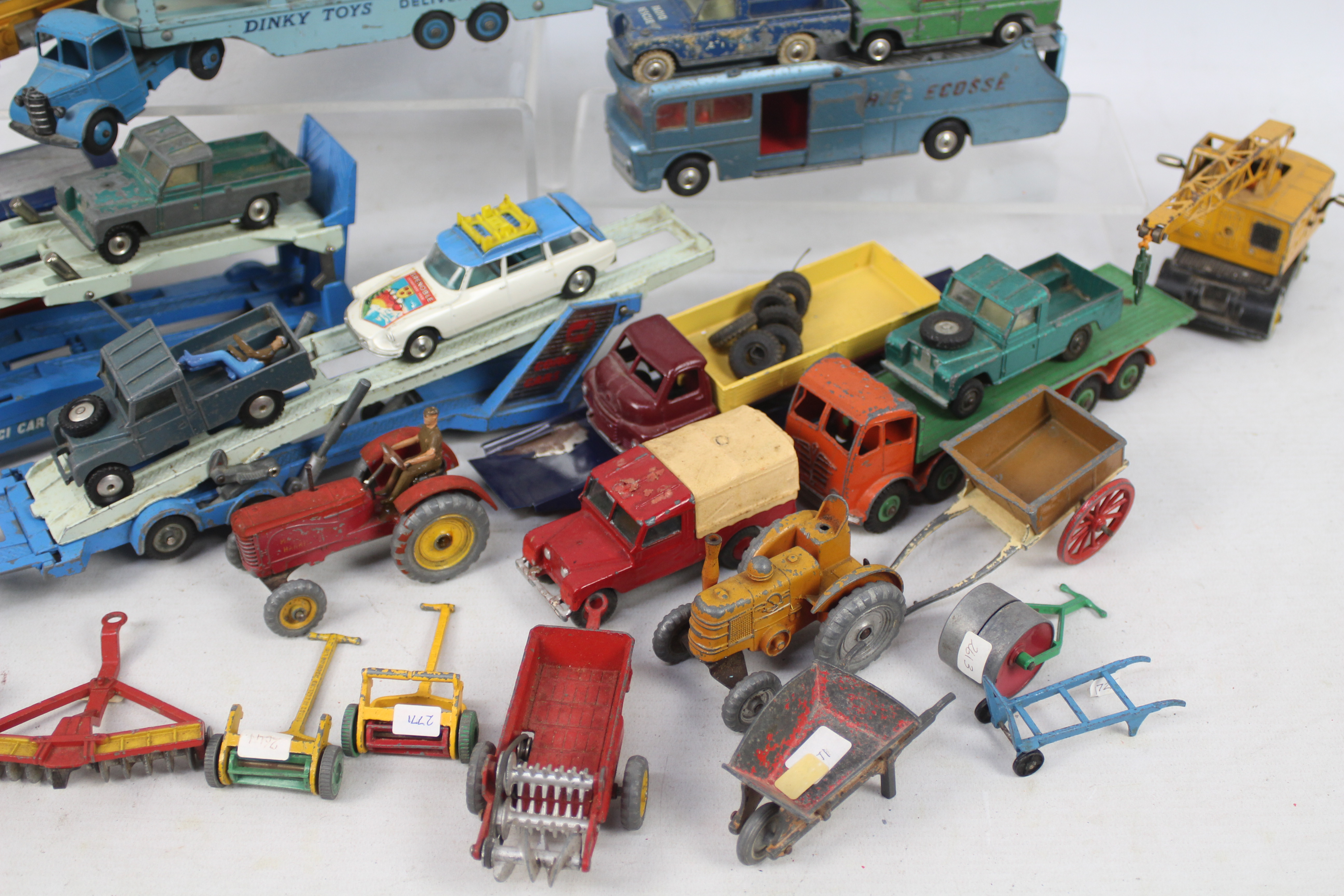 Dinky Toys - Corgi Toys - A group of unboxed diecast model vehicles. - Image 3 of 4