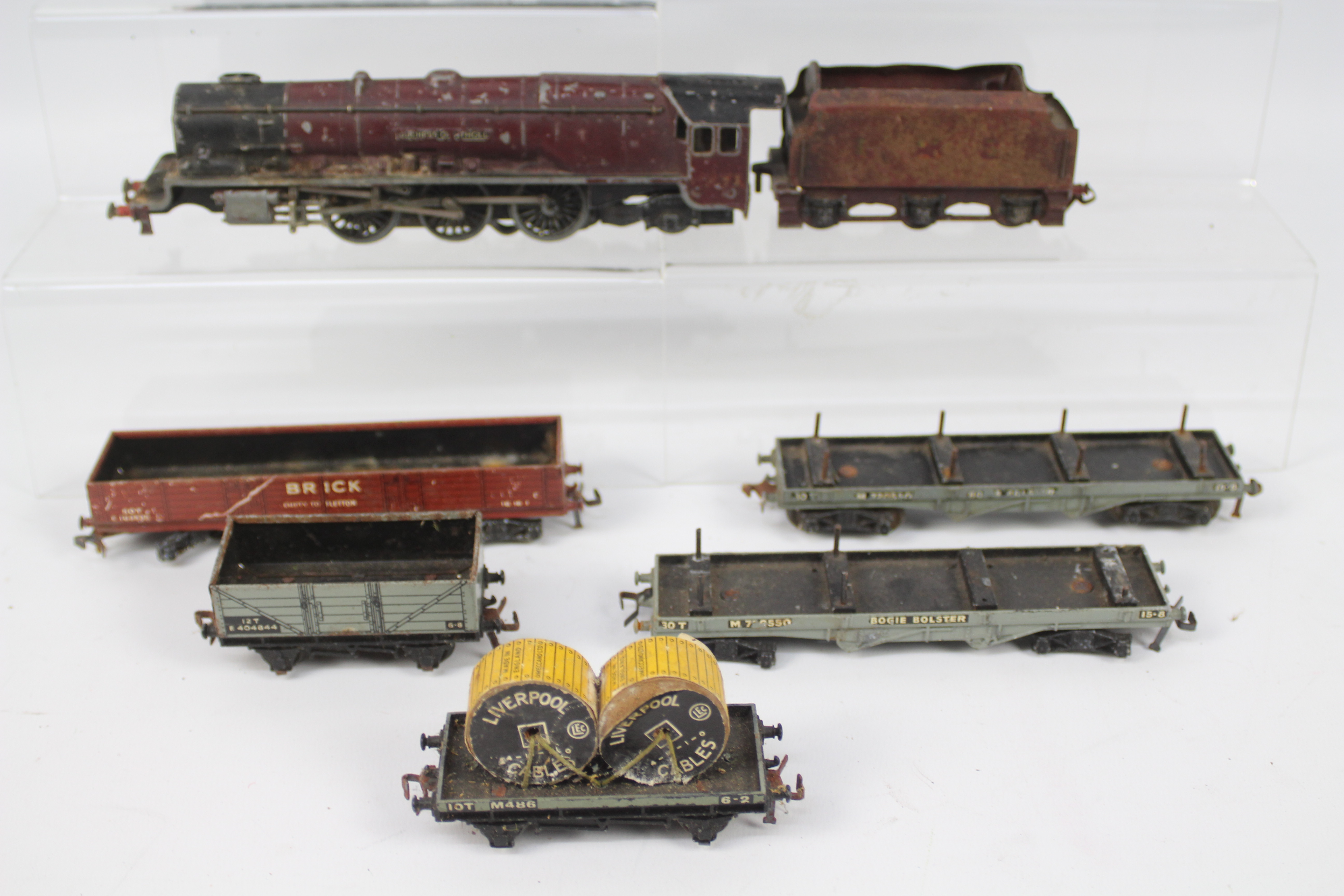 Hornby Dublo - A collection of locomotives and rolling stock for spares or restoration including - Image 3 of 3