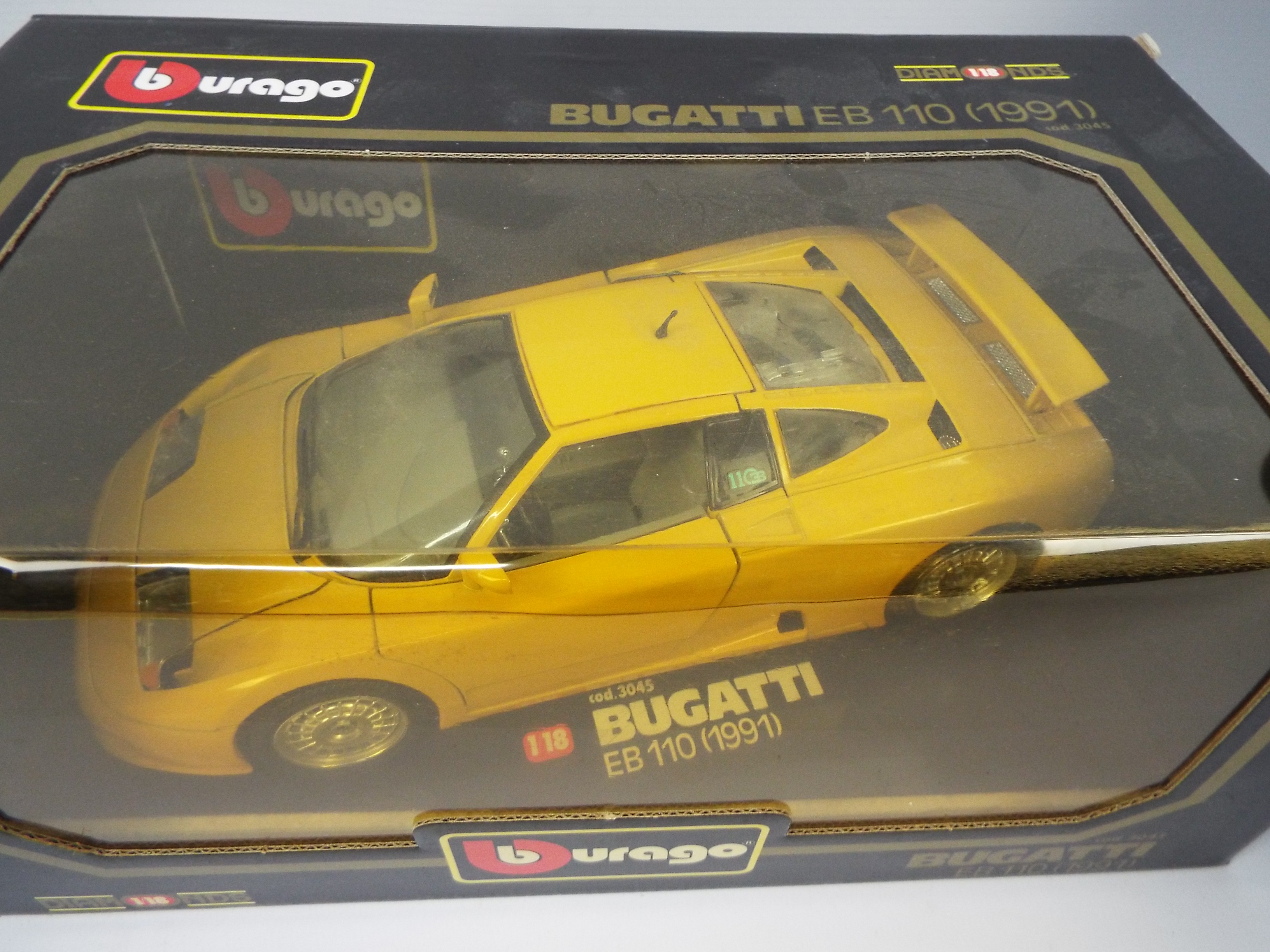 Bburago - Four boxed 1:18 scale diecast model cars from Bburago. - Image 4 of 5