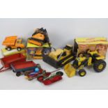 Tonka - Mettoy - Meccano - 4 x pressed steel vehicles and 2 x trailers including a Mighty Dozer,