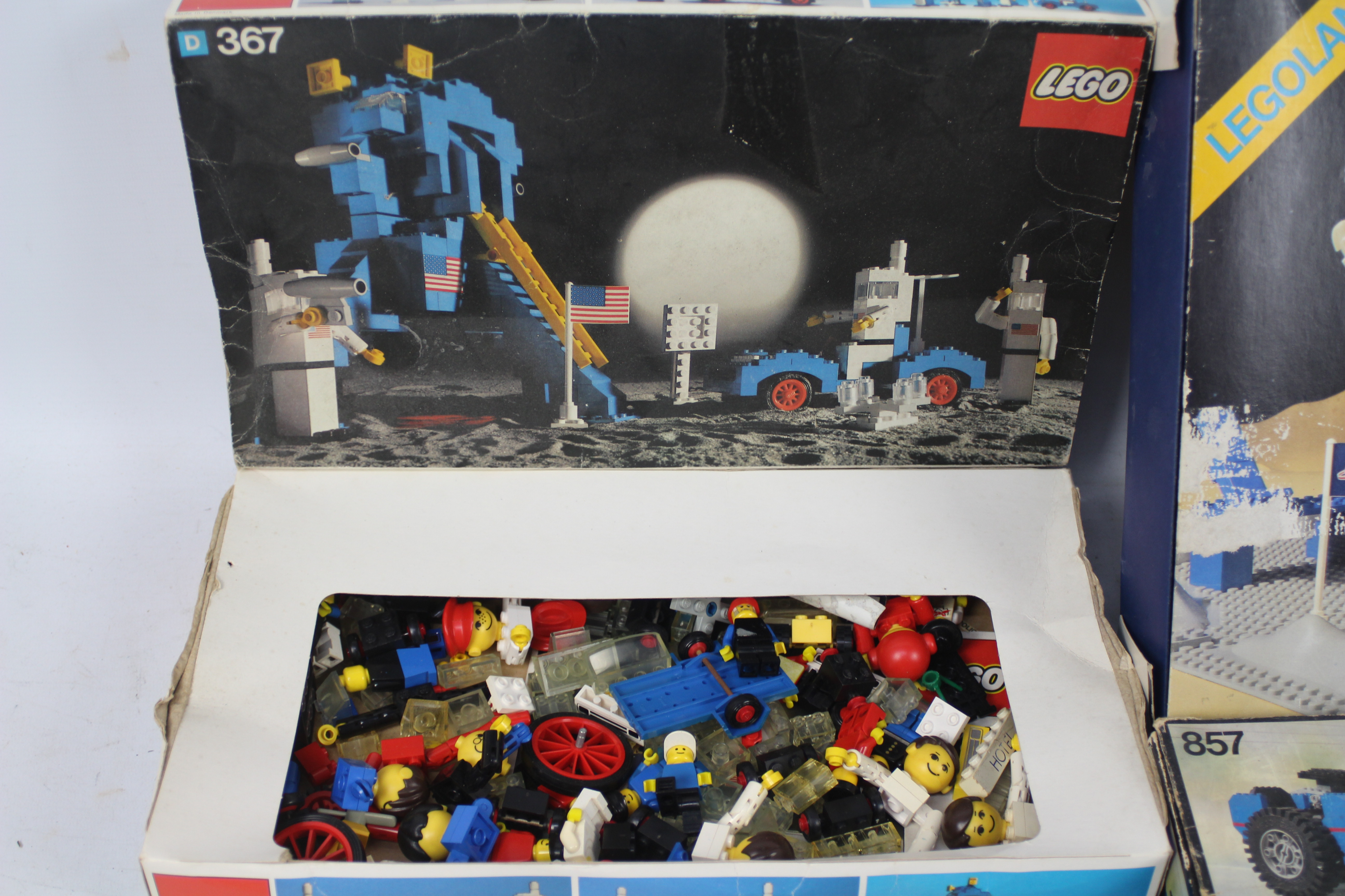 Lego - 3 x vintage Lego boxed sets, Moon Landing set dated 1975, Space Centre dated 1981, - Image 5 of 9