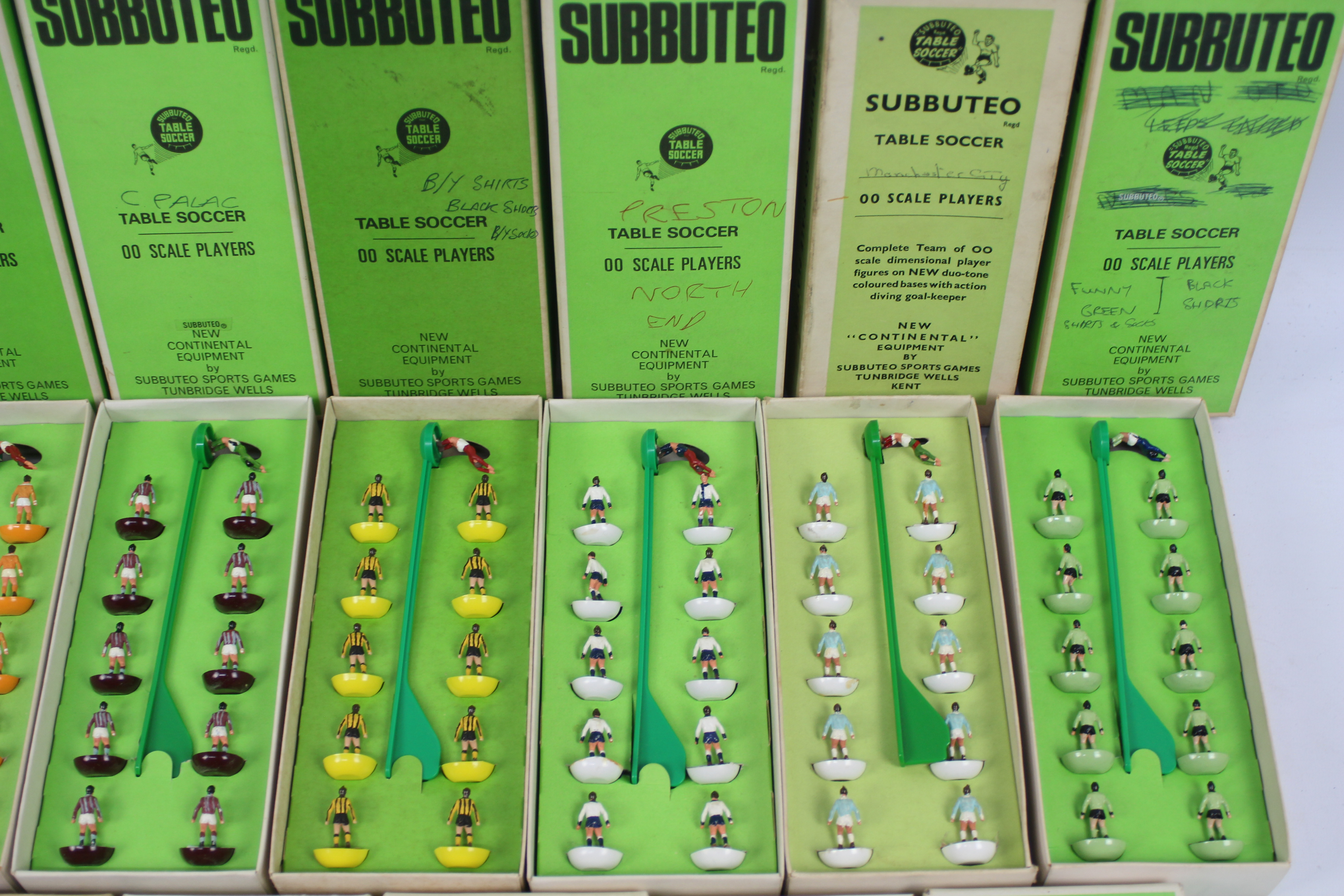 Subbuteo - Table Soccer - 00 Scale Players. - Image 3 of 5