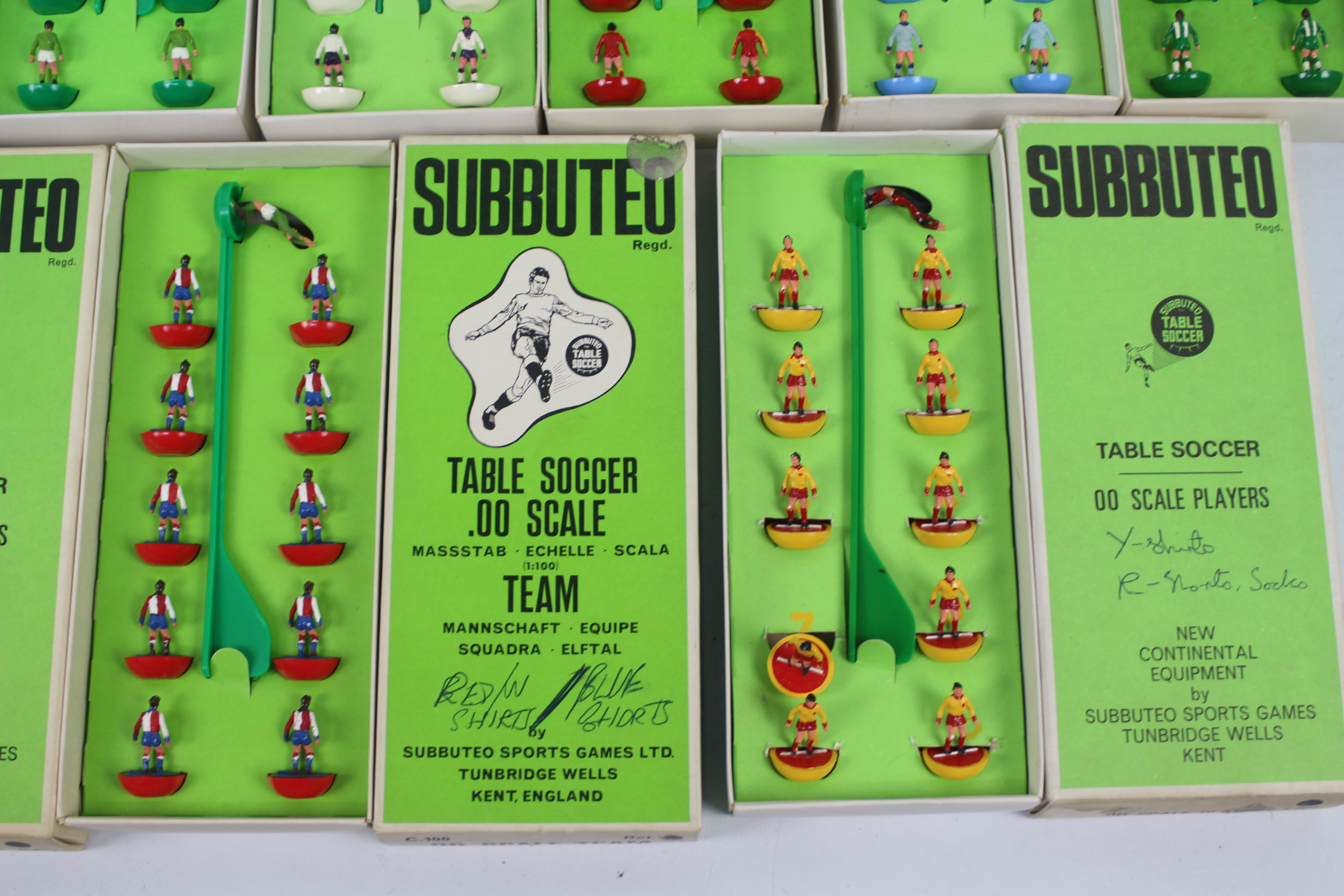 Subbuteo - Table Soccer - 00 Scale Players. - Image 5 of 7