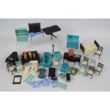 Kleeware - Other - An unboxed group of over 20 items of dolls house mainly plastic furniture and