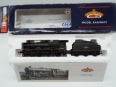 Bachmann - an OO gauge model 4-6-0 locomotive and tender, Jubilee class,