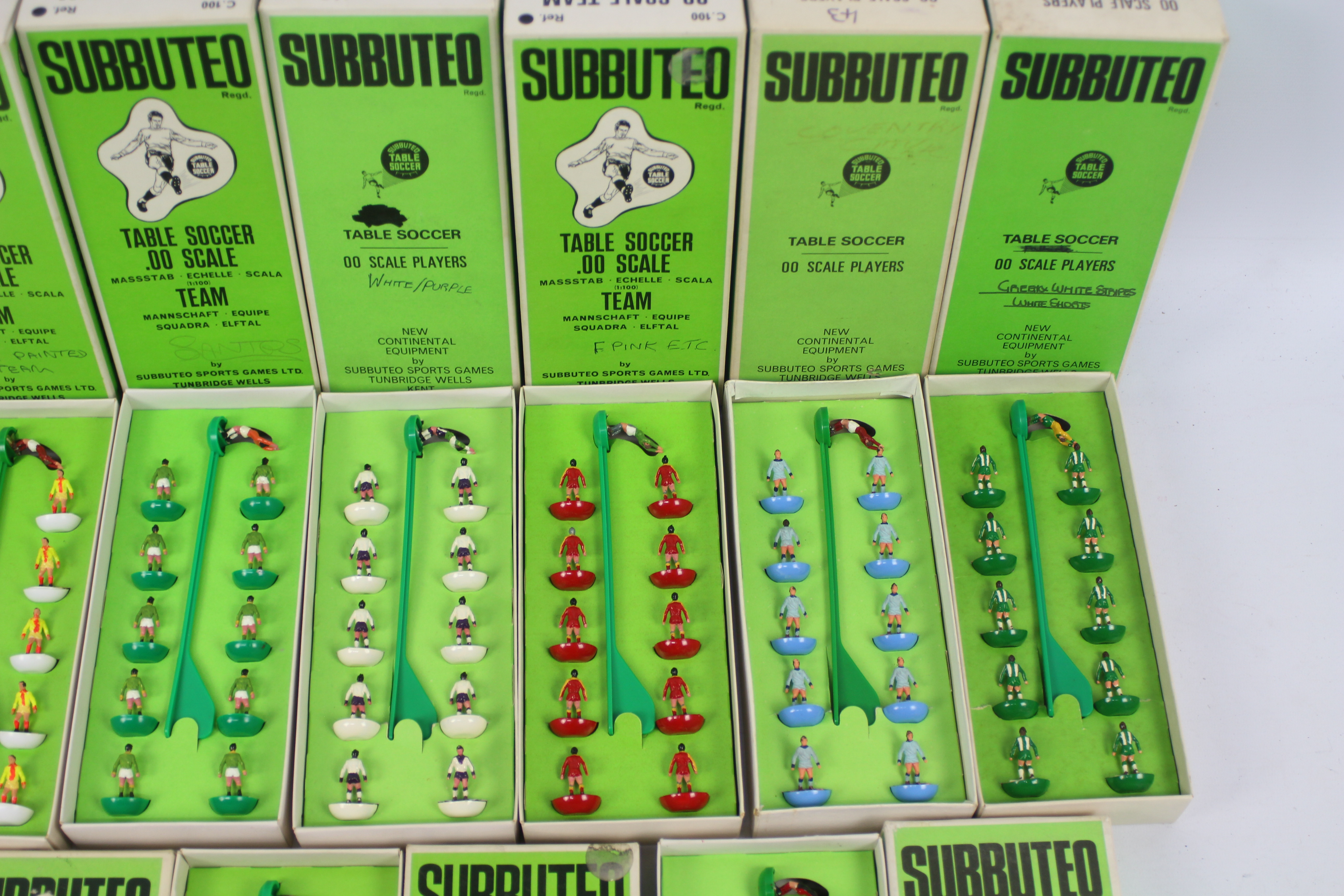 Subbuteo - Table Soccer - 00 Scale Players. - Image 3 of 7