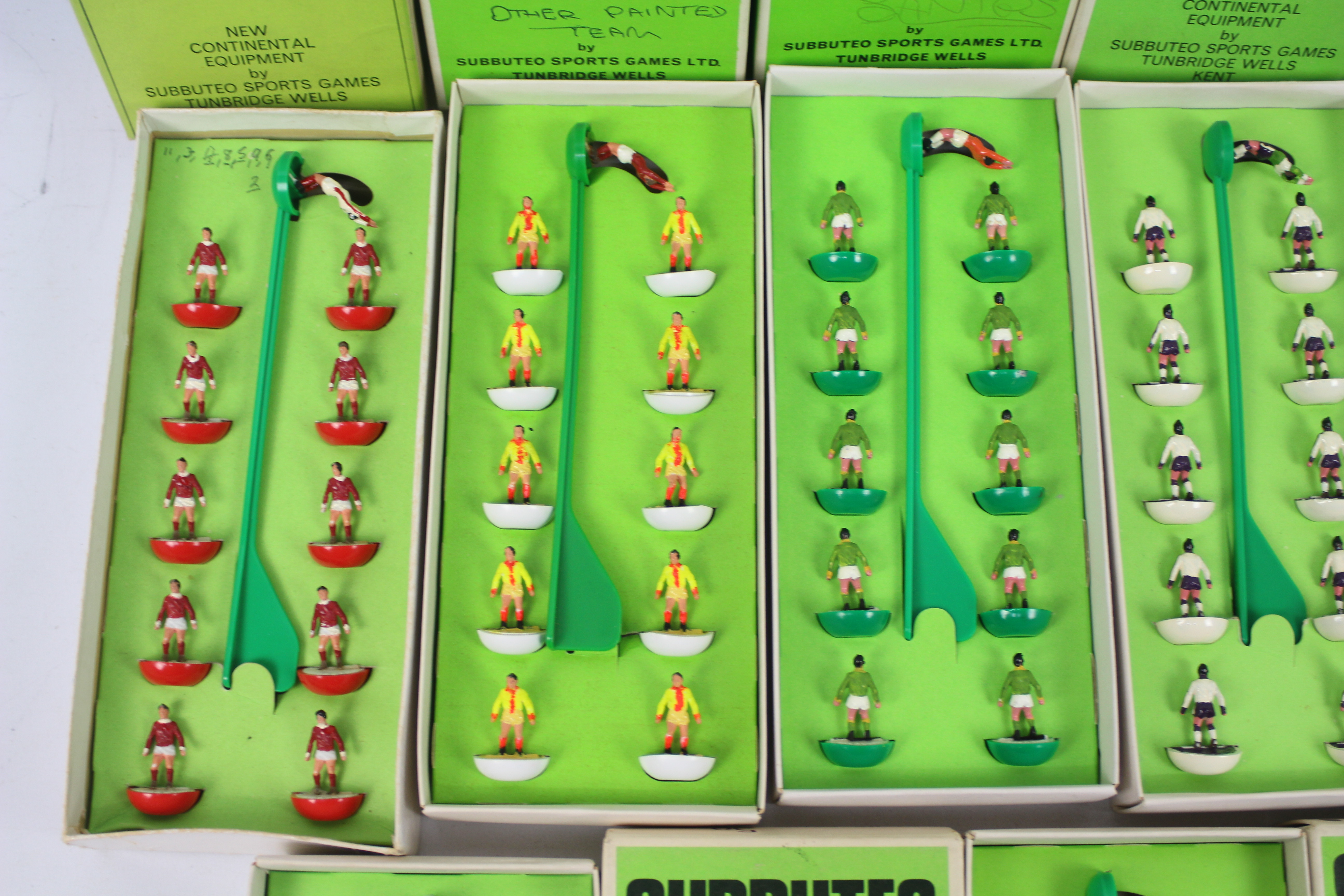 Subbuteo - Table Soccer - 00 Scale Players. - Image 6 of 7