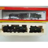 Hornby Super Detail - an OO gauge model 4-6-2 locomotive and tender,