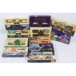 Lledo - Days Gone - 13 x boxed sets with 39 x vehicles including limited edition Classic American