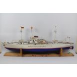 Robbe - A built model Cap Domingo ship in 1:100 scale.