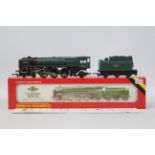 Hornby - A boxed Hornby R063 OO gauge Standard Class 7P6F 4-6-2 steam locomotive and tender Op.No.