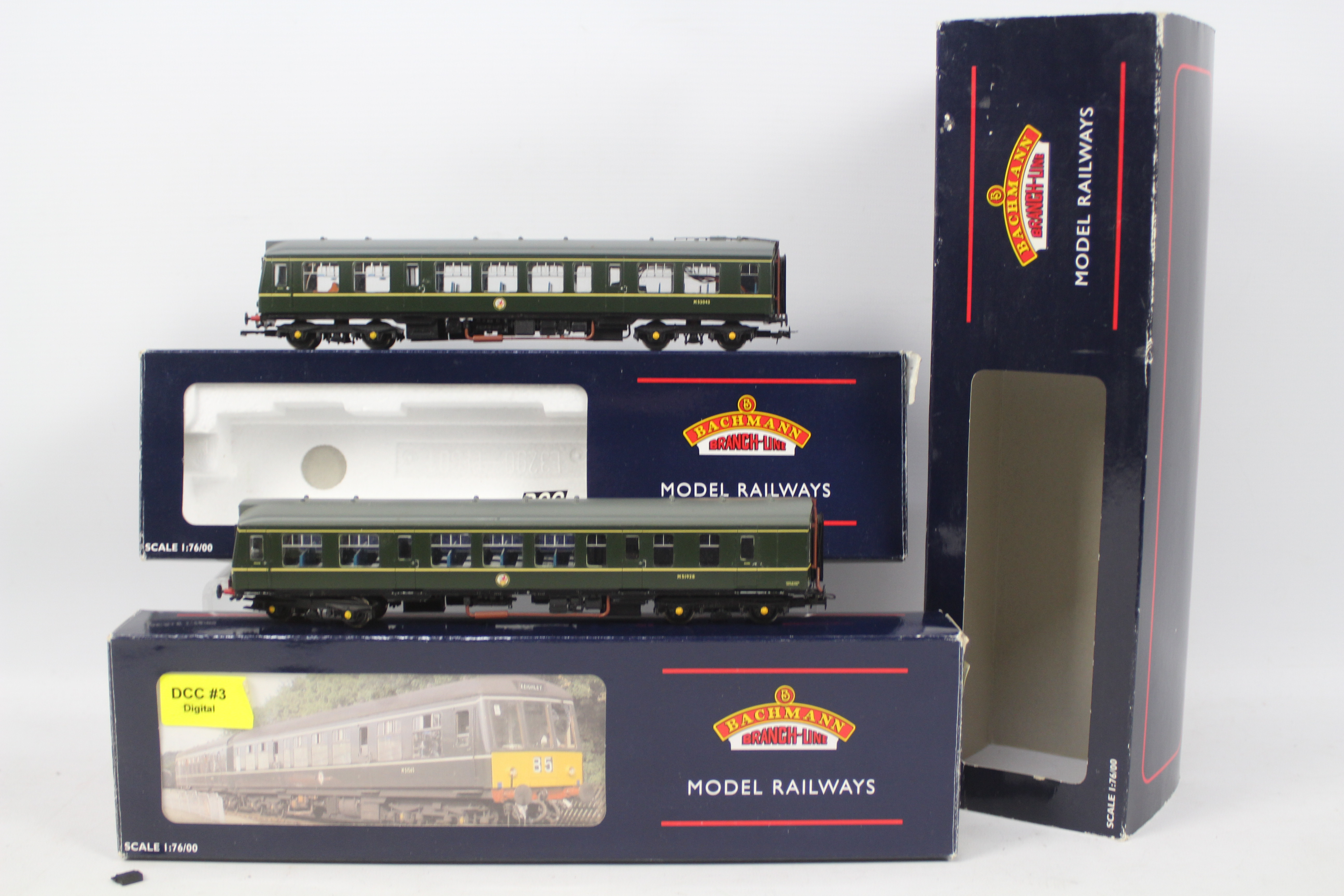 Bachmann - an OO gauge boxed two-car set, BR green livery, class 108 DMU locomotive,