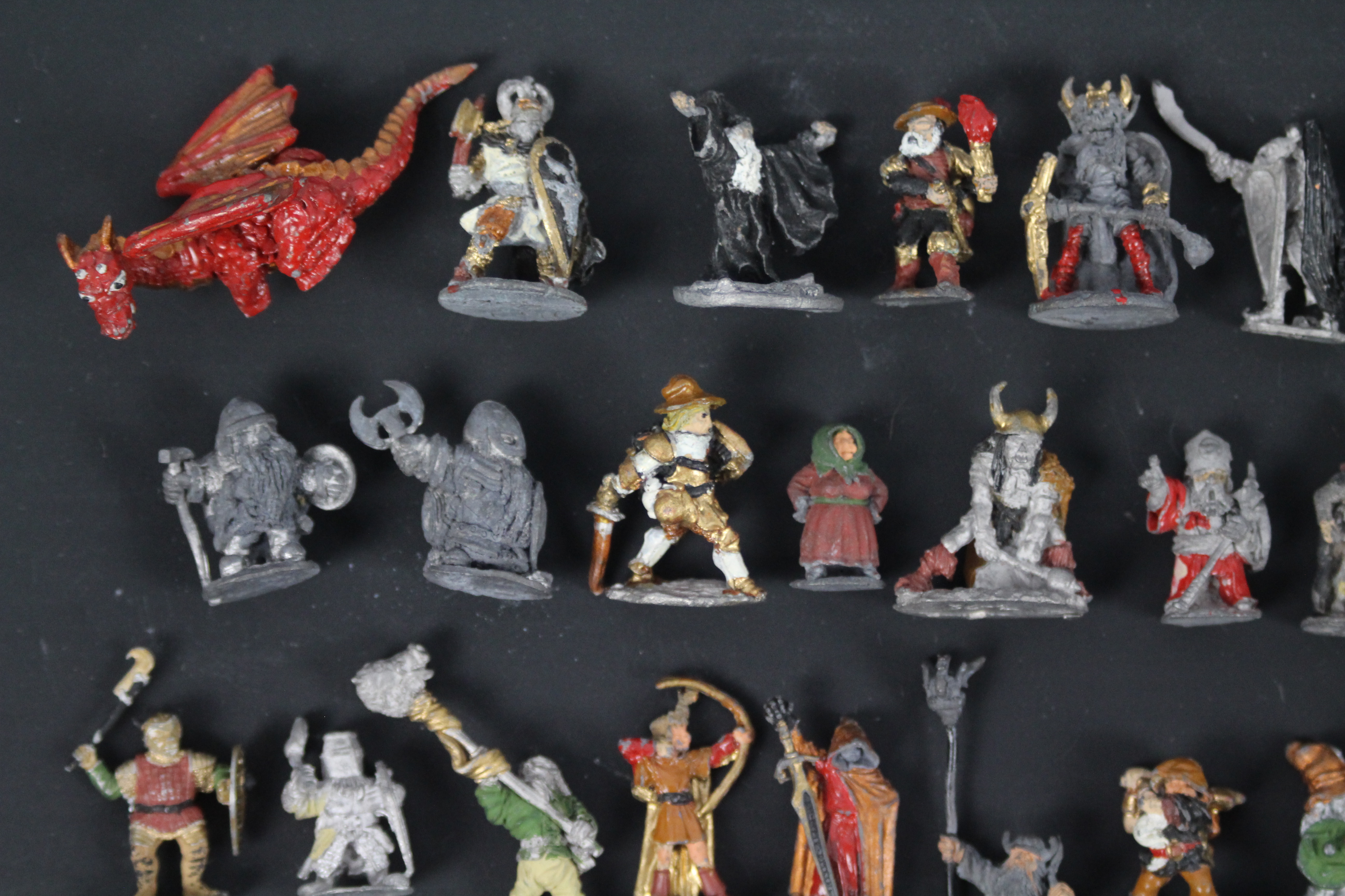 Role Playing - Games Workshop - Warhammer - An unboxed and predominately collection of over 40 - Image 3 of 5