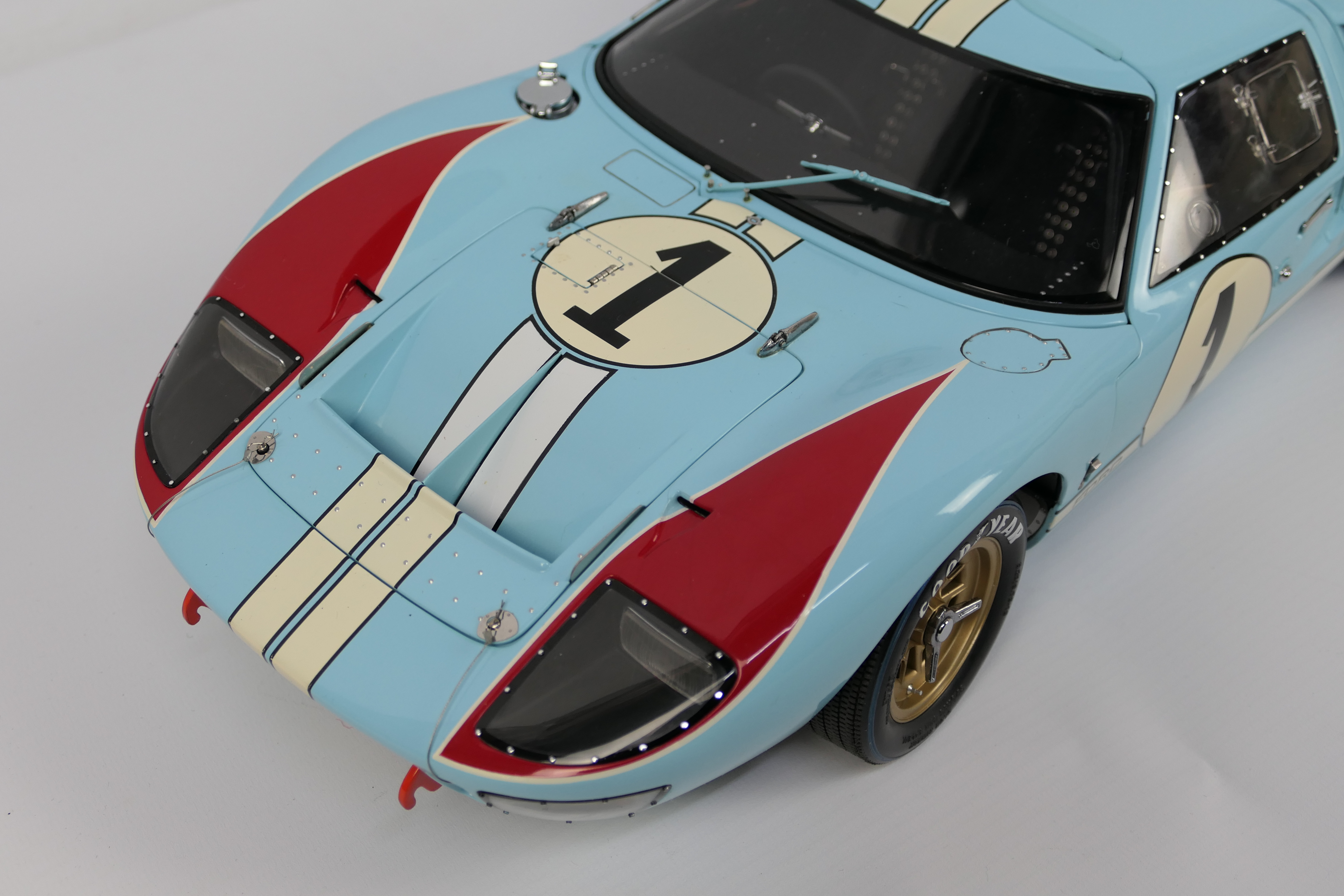 Exoto - A rare boxed 1:10 scale Ford GT40 MkII # LMC10011. - Image 2 of 24