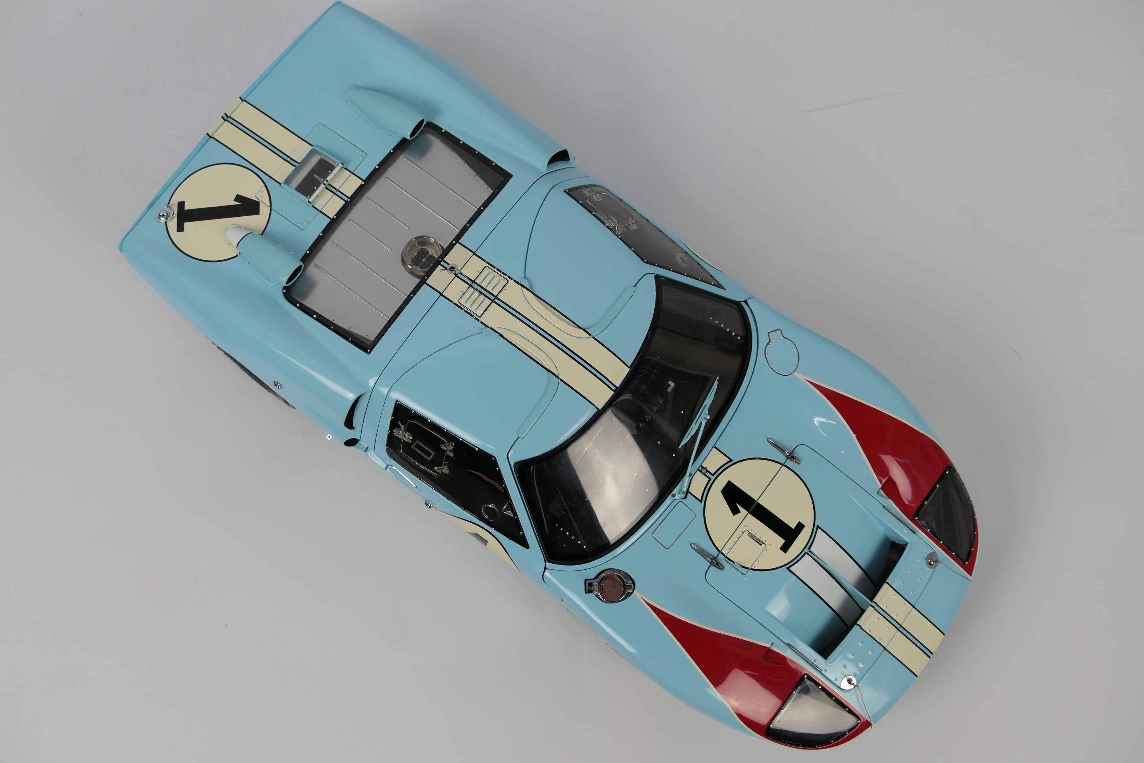 Exoto - A rare boxed 1:10 scale Ford GT40 MkII # LMC10011. - Image 18 of 24