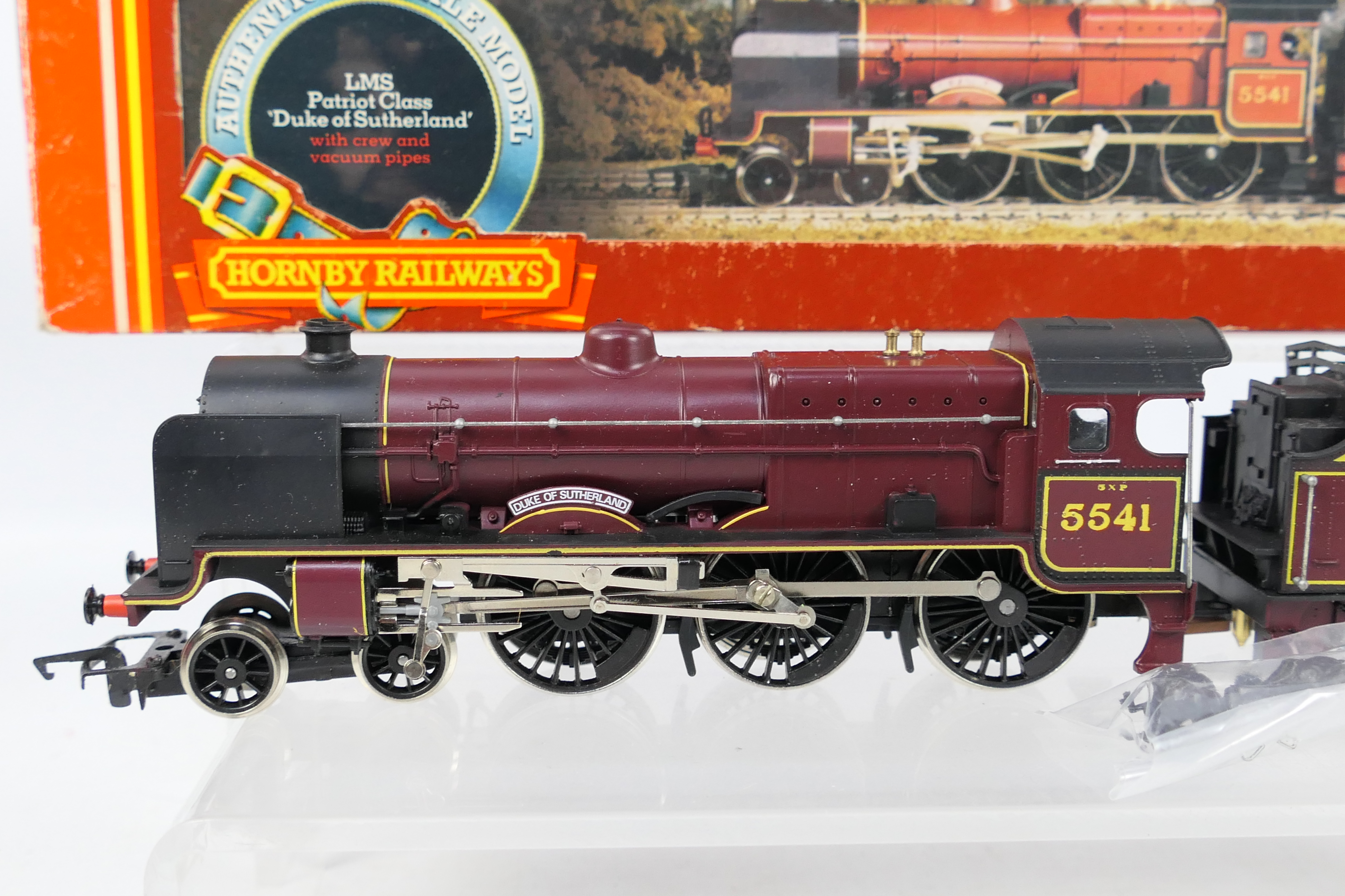 Hornby - A boxed Hornby R311 OO gauge Patriot Class 5XP 4-6-0 steam locomotive and tender Op.No. - Image 2 of 3