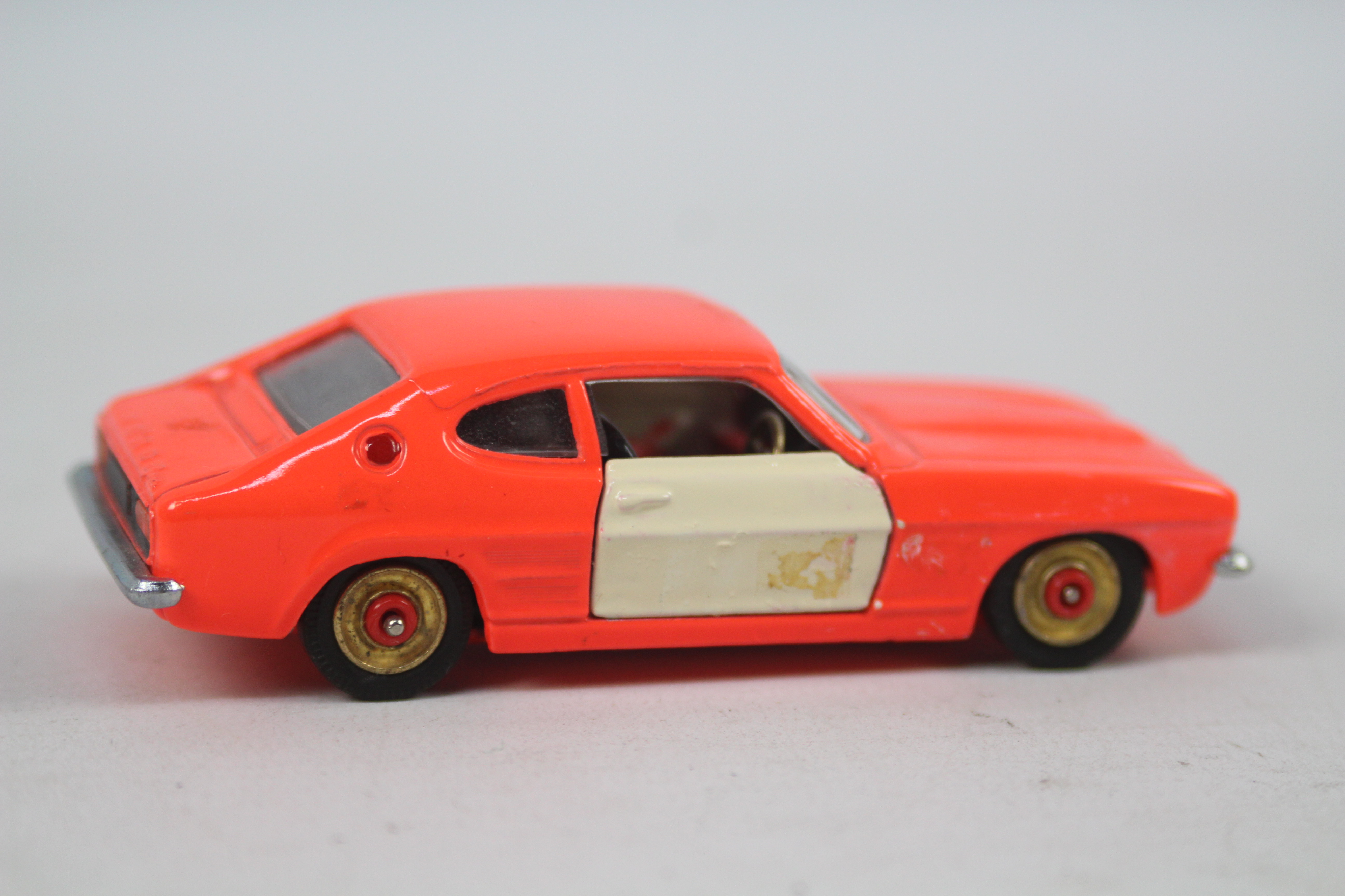 Whizzwheels - Corgi Toys - A 3 Litre V.6 Ford Capri, No. - Image 3 of 6
