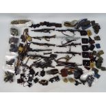 Dragon - DiD - A loose group of 1:6 scale action figure weapons and accessories,