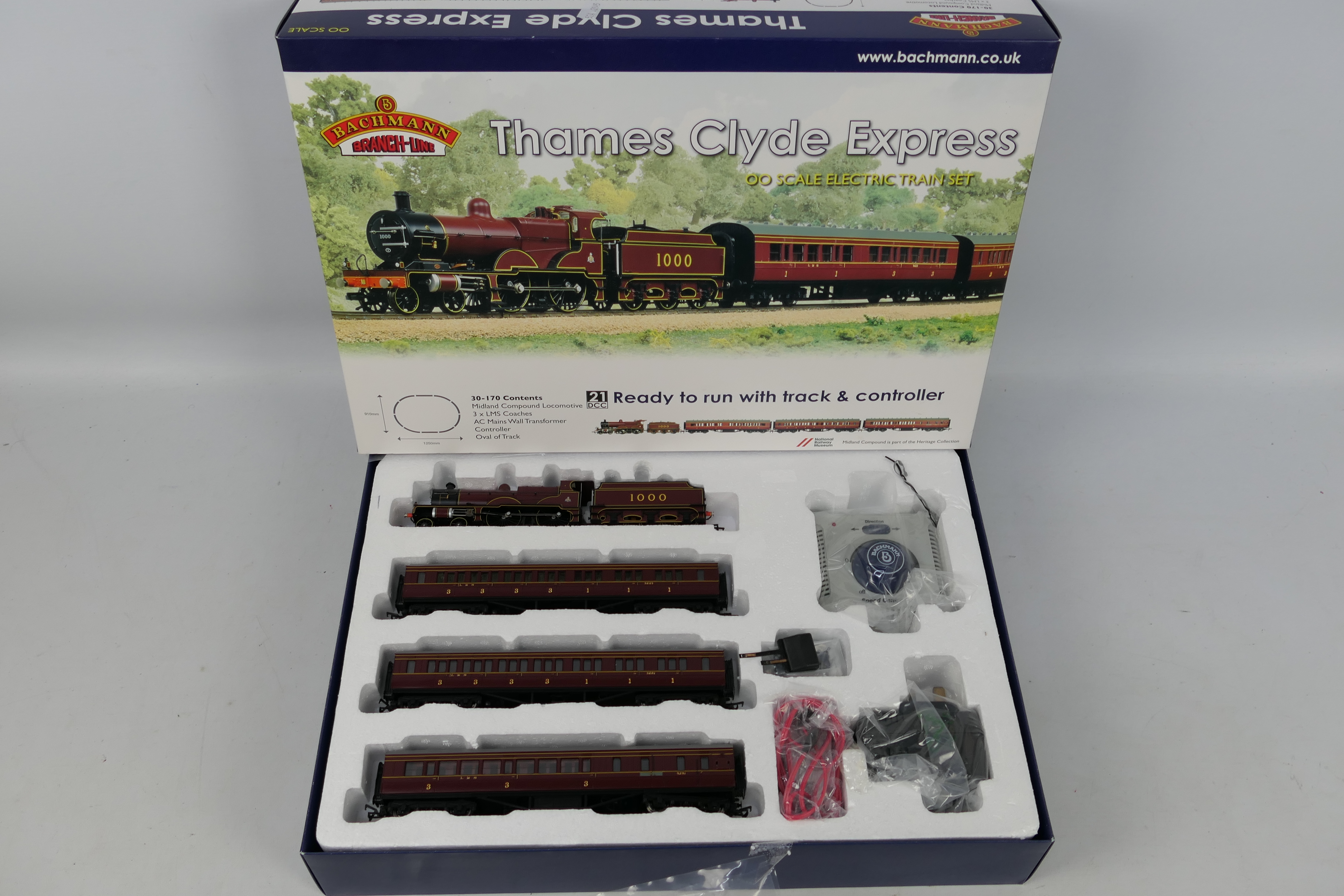 Bachmann - A boxed Bachmann 21DCC 30-170 OO gauge Thames Clyde Express Train Set.