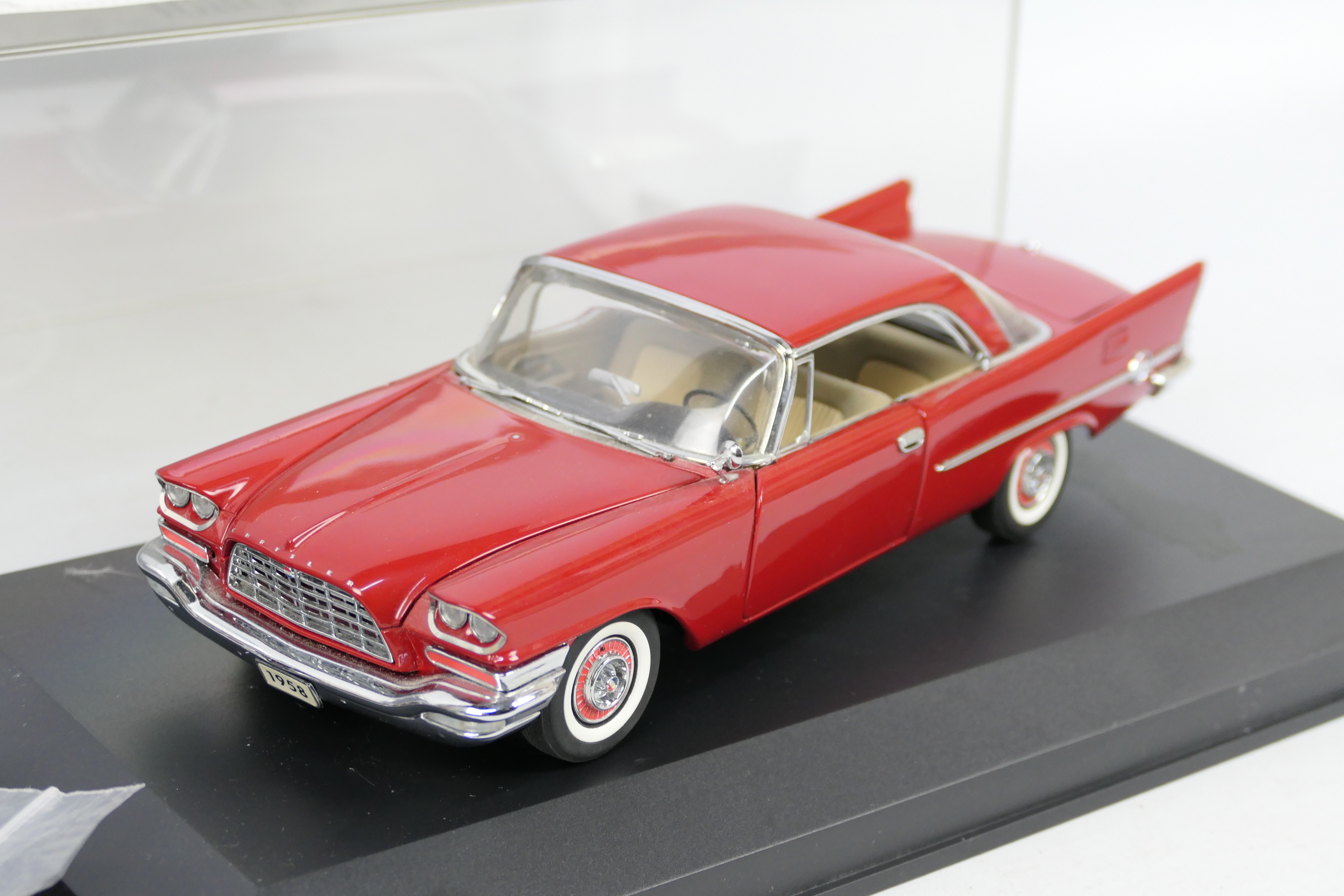 Danbury Mint - 2 x 1958 Chrysler models in 1:24 scale, - Image 3 of 5